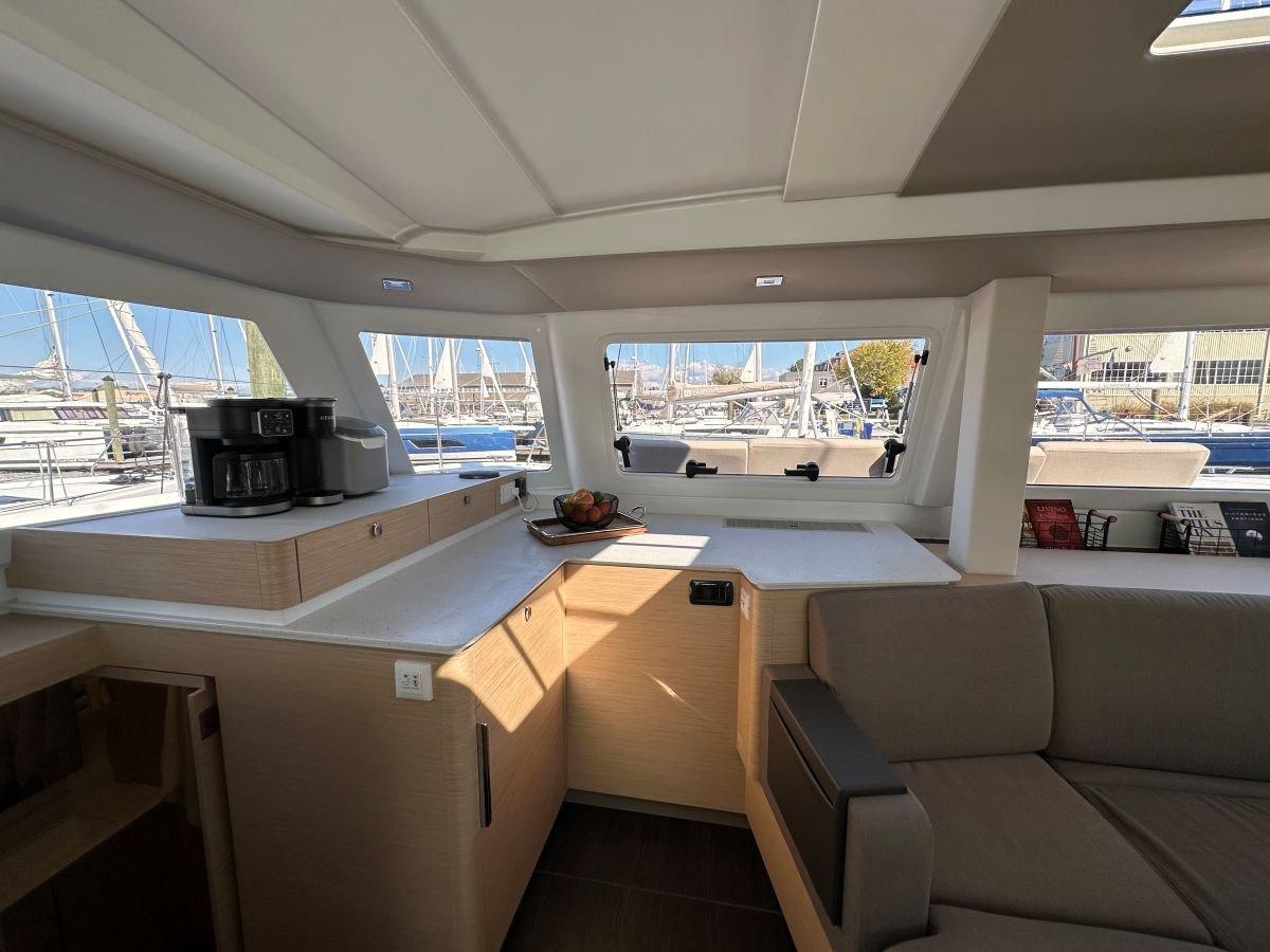 Fountaine Pajot FP 44 Maestro - 3 cab., picture 12