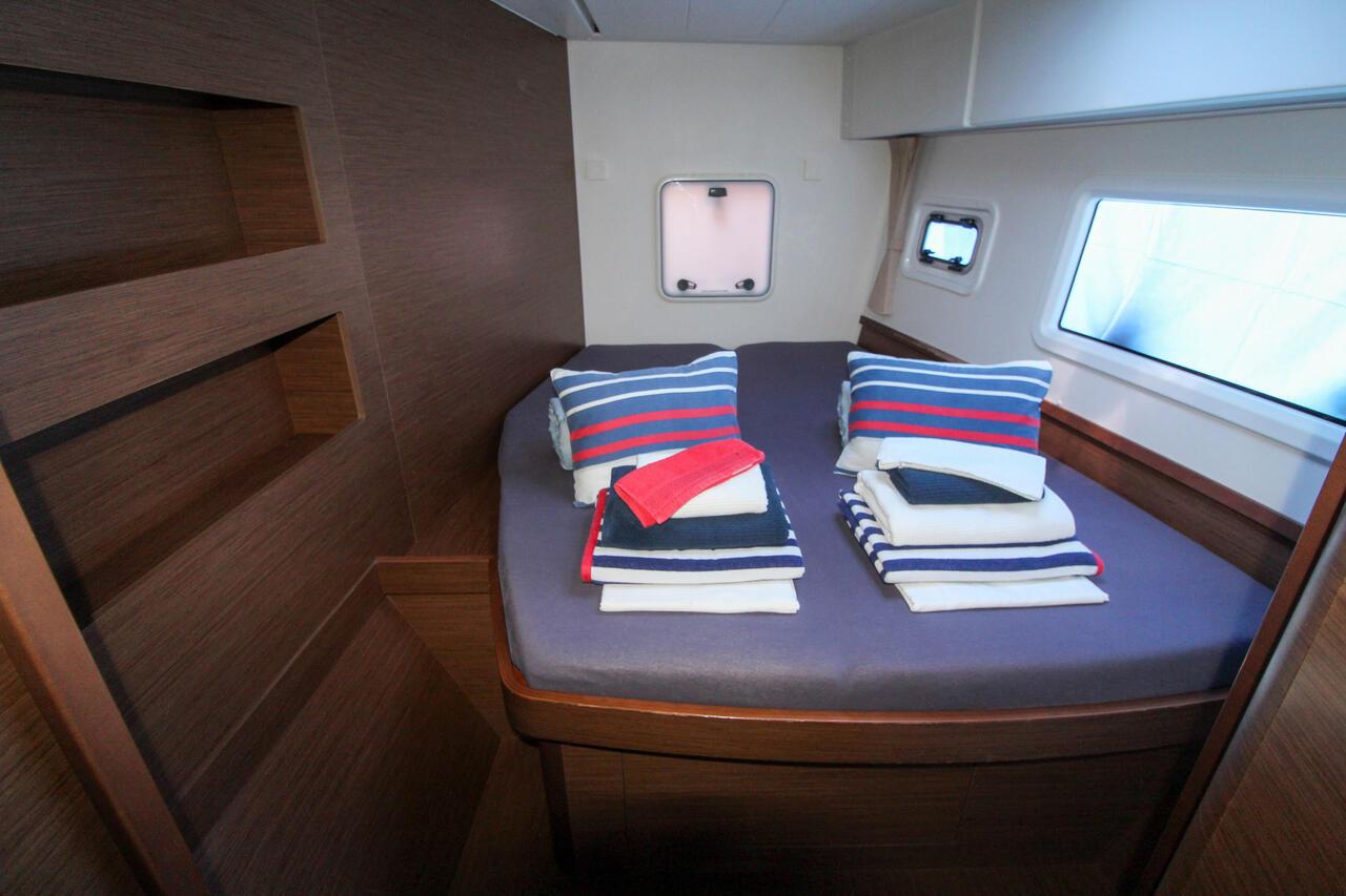 Lagoon 42 - 4 + 2 cab., picture 19