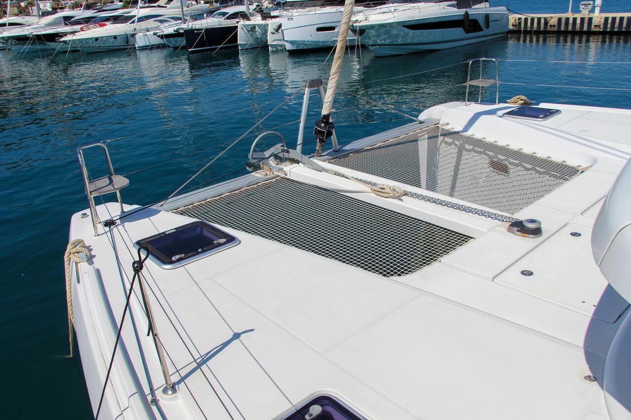 Lagoon 42 - 4 + 2 cab., picture 7