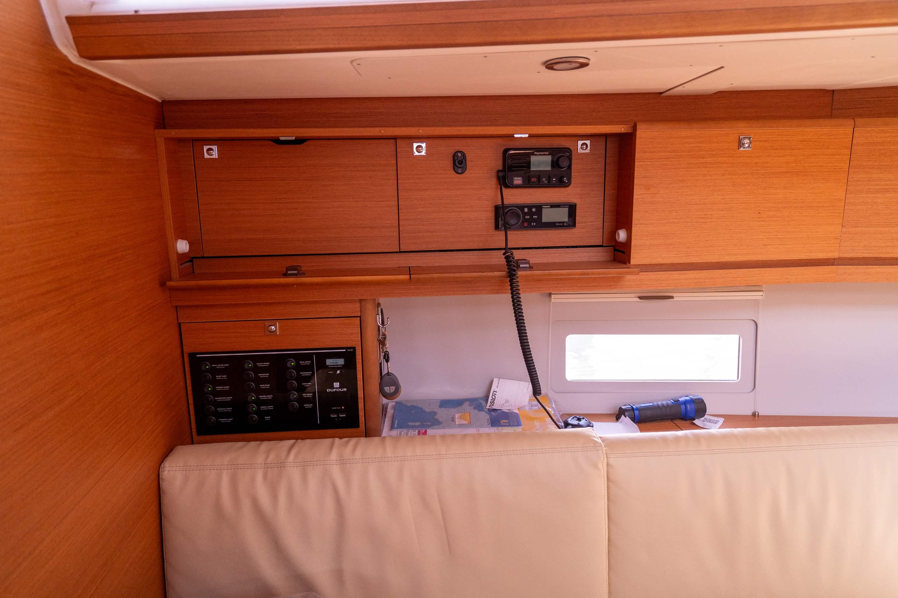 Dufour 430 GL, picture 14