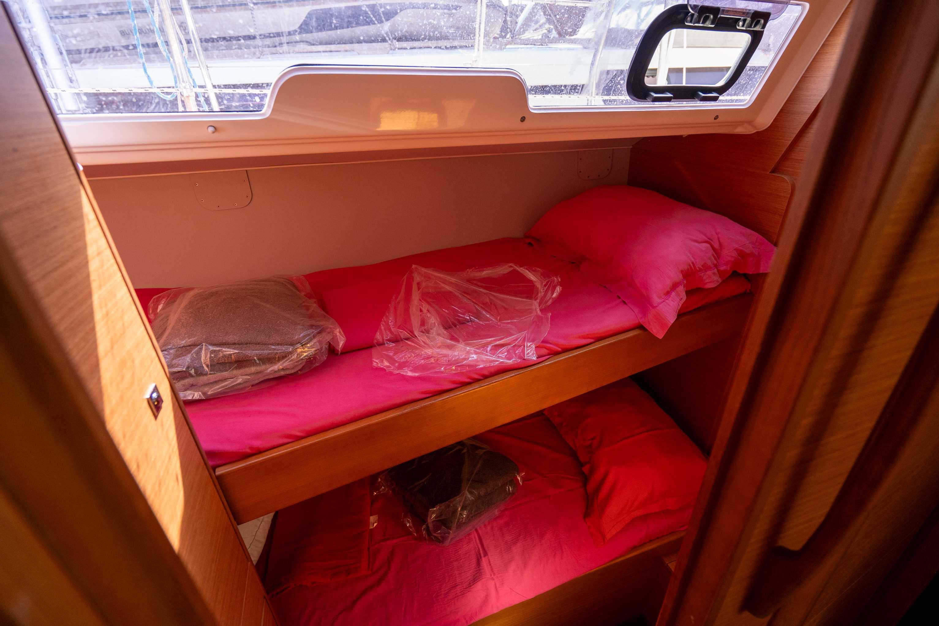 Dufour 430 GL, picture 9