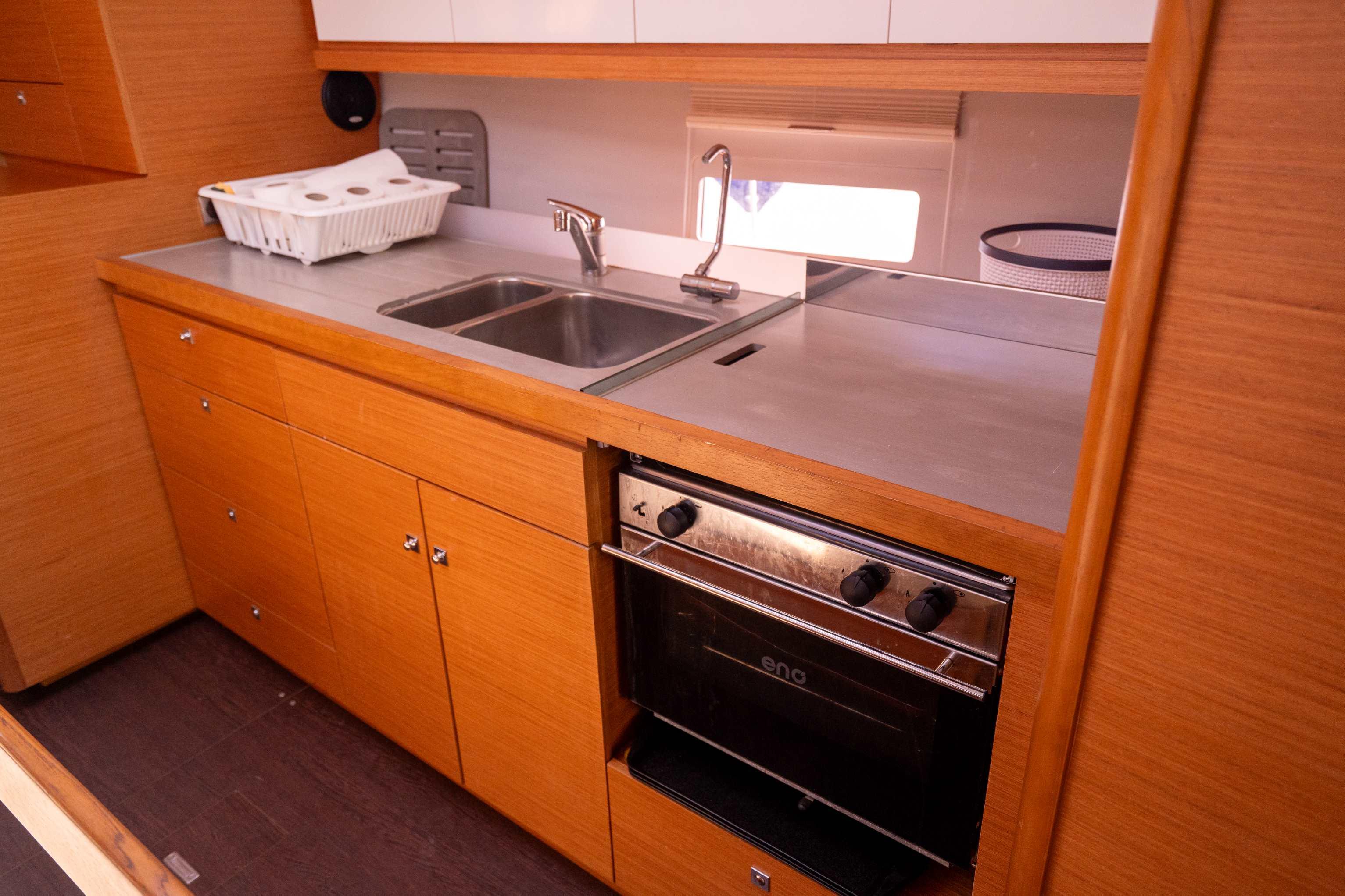 Dufour 430 GL, picture 8