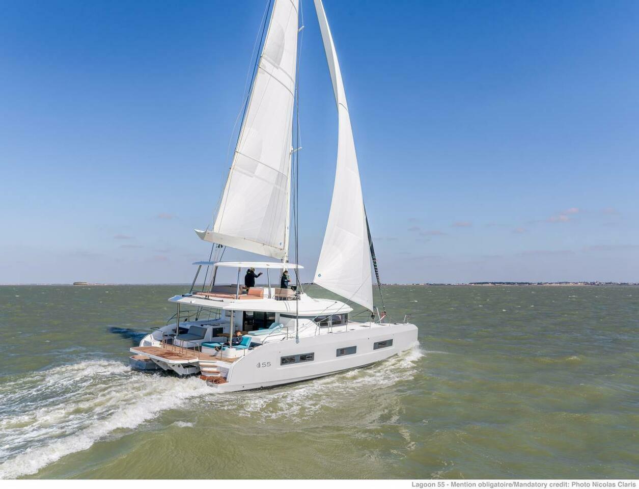 Lagoon 55 - 5 + 2 cab., picture 5