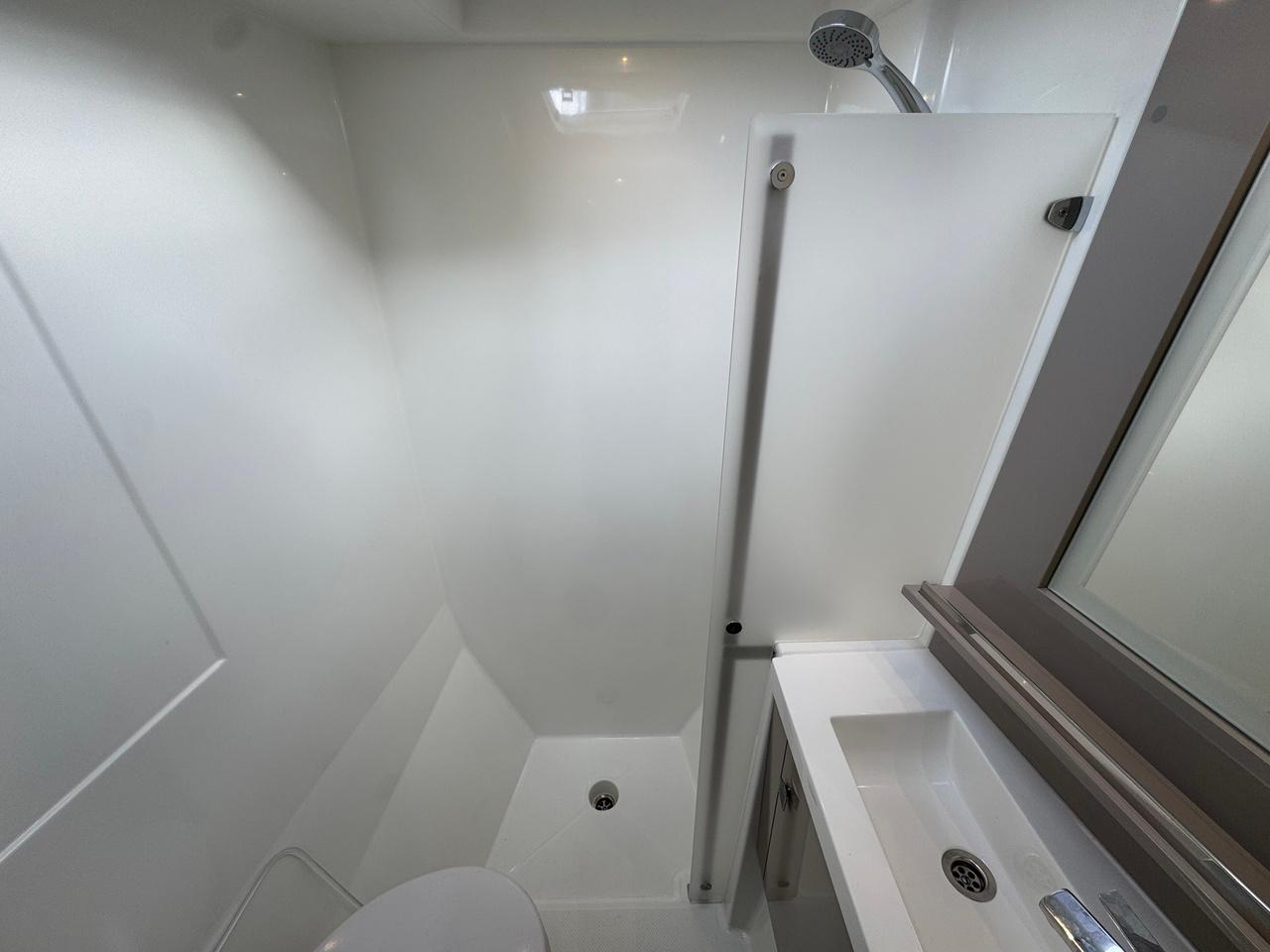 Fountaine Pajot MY4.S - Maestro - Blue Champagne, picture 15