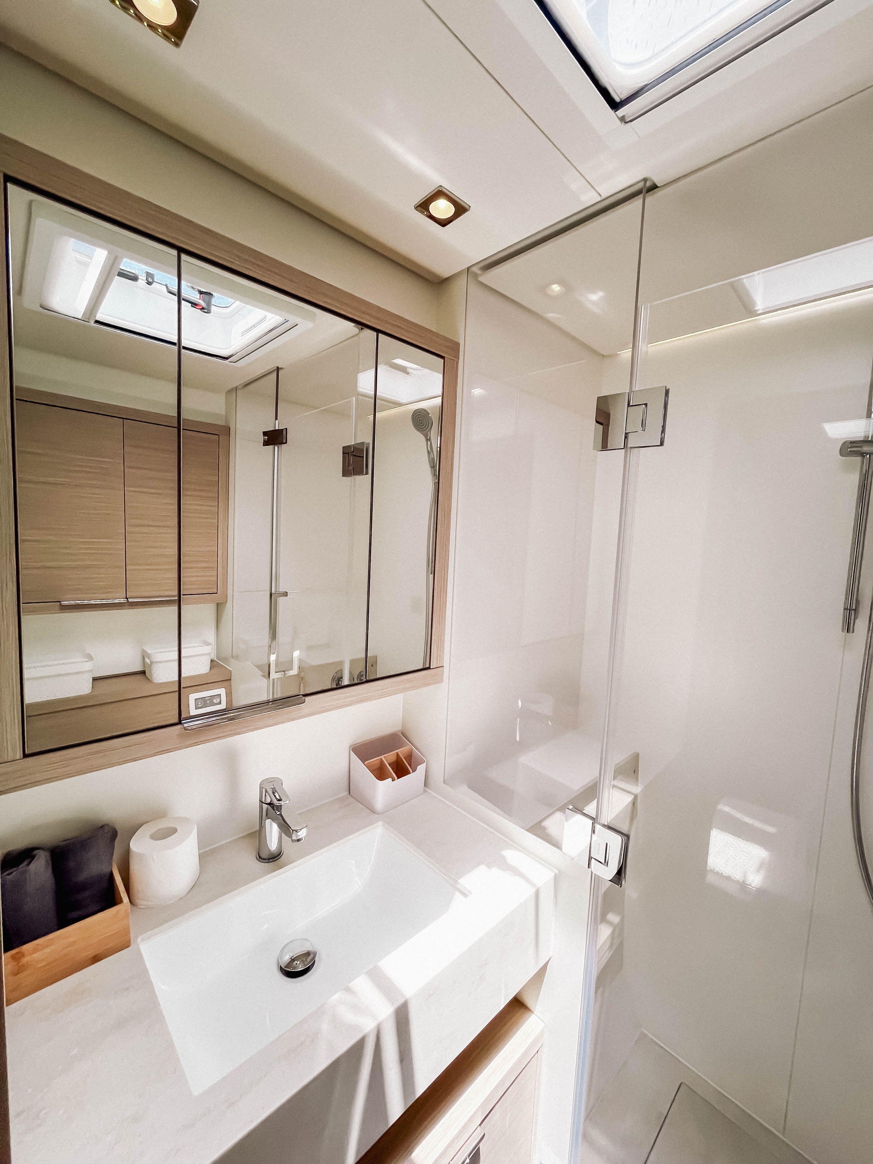 Lagoon 55 - 4 cab., picture 13