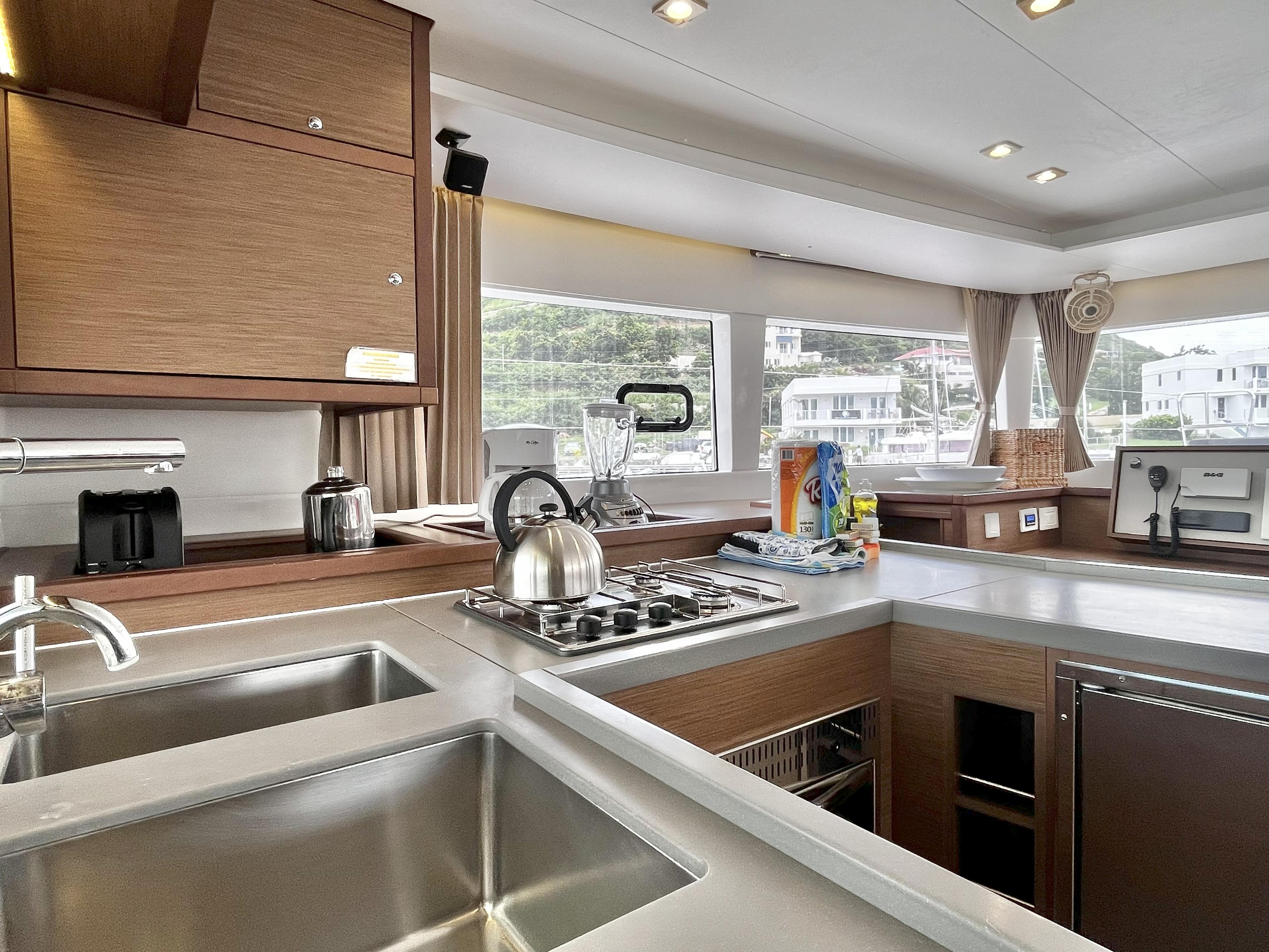 Lagoon 450 F - 3 + 1 cab., picture 5