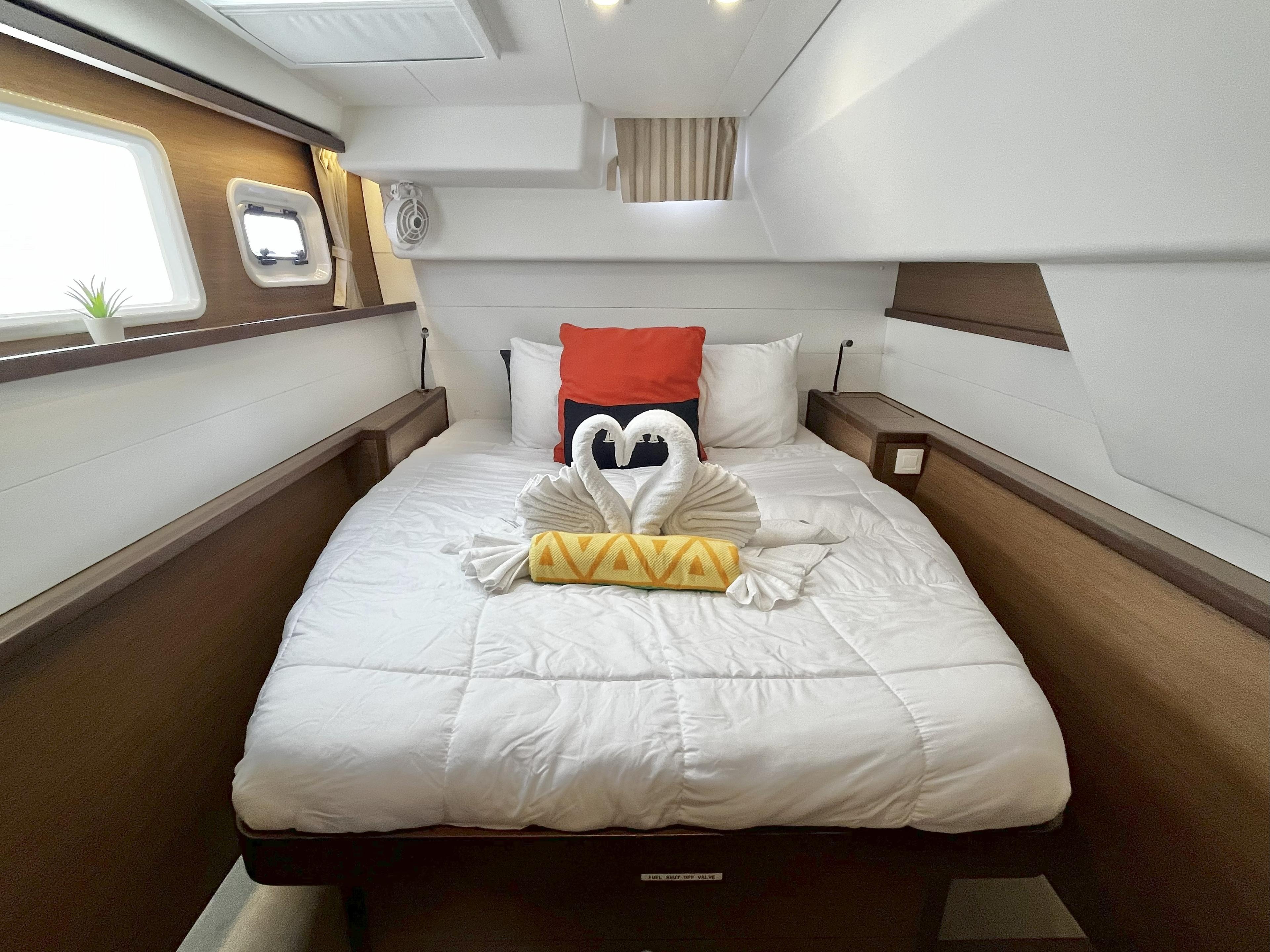 Lagoon 450 F - 3 + 1 cab., picture 9