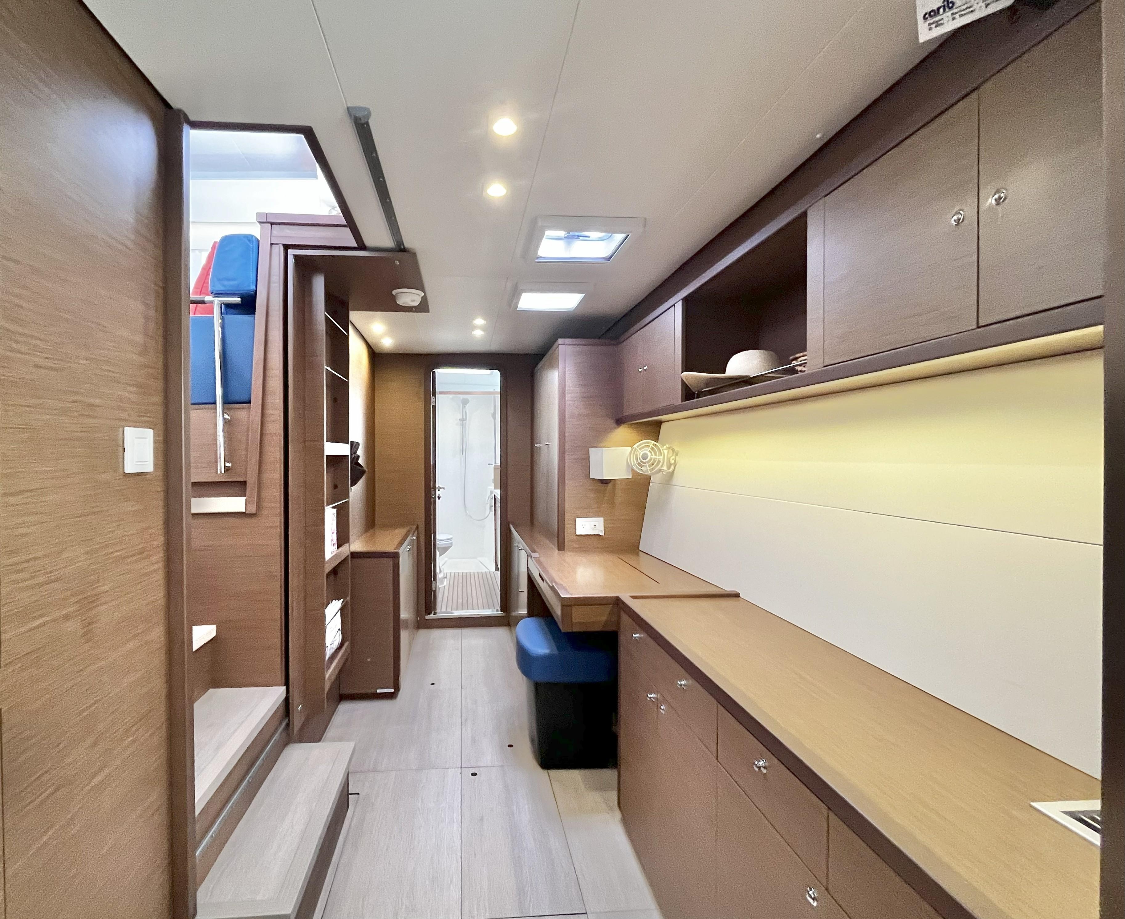 Lagoon 450 F - 3 + 1 cab., picture 11