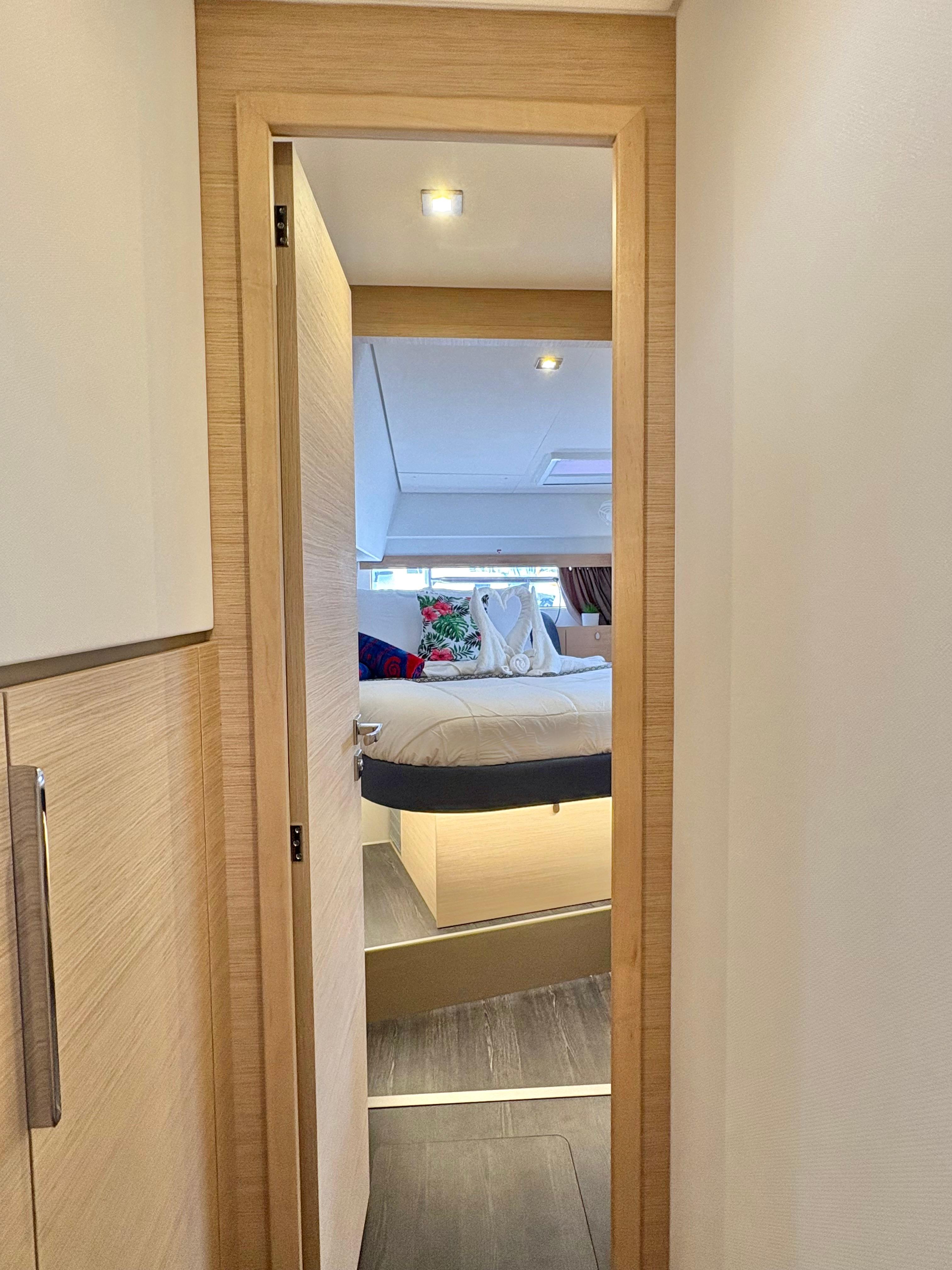 Fountaine Pajot FP 44 Quatuor - 4 cab., picture 10