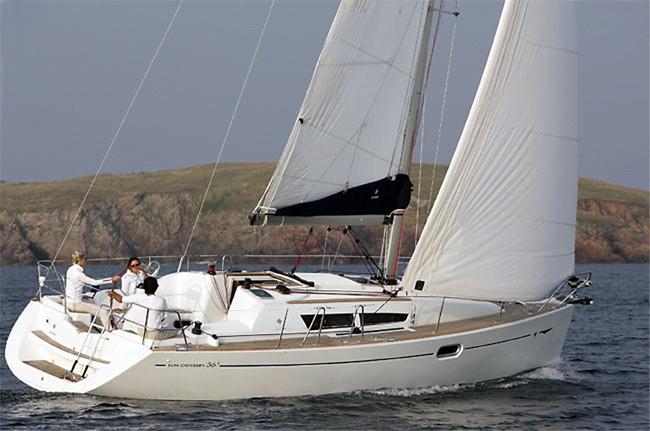 Sun Odyssey 36i, picture 1