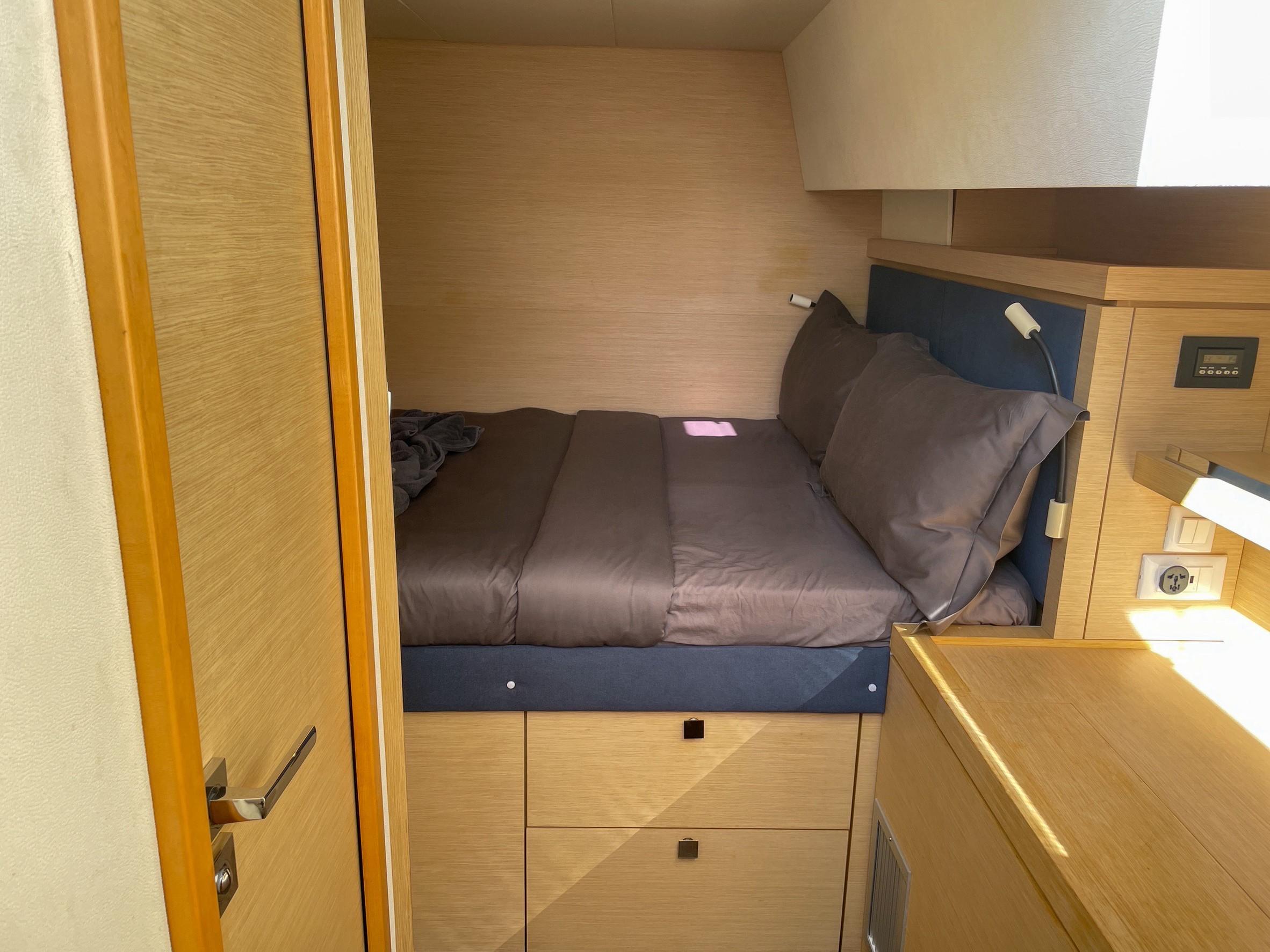 Fountaine Pajot Saona 47 Quintet - 5 + 1 cab., picture 14