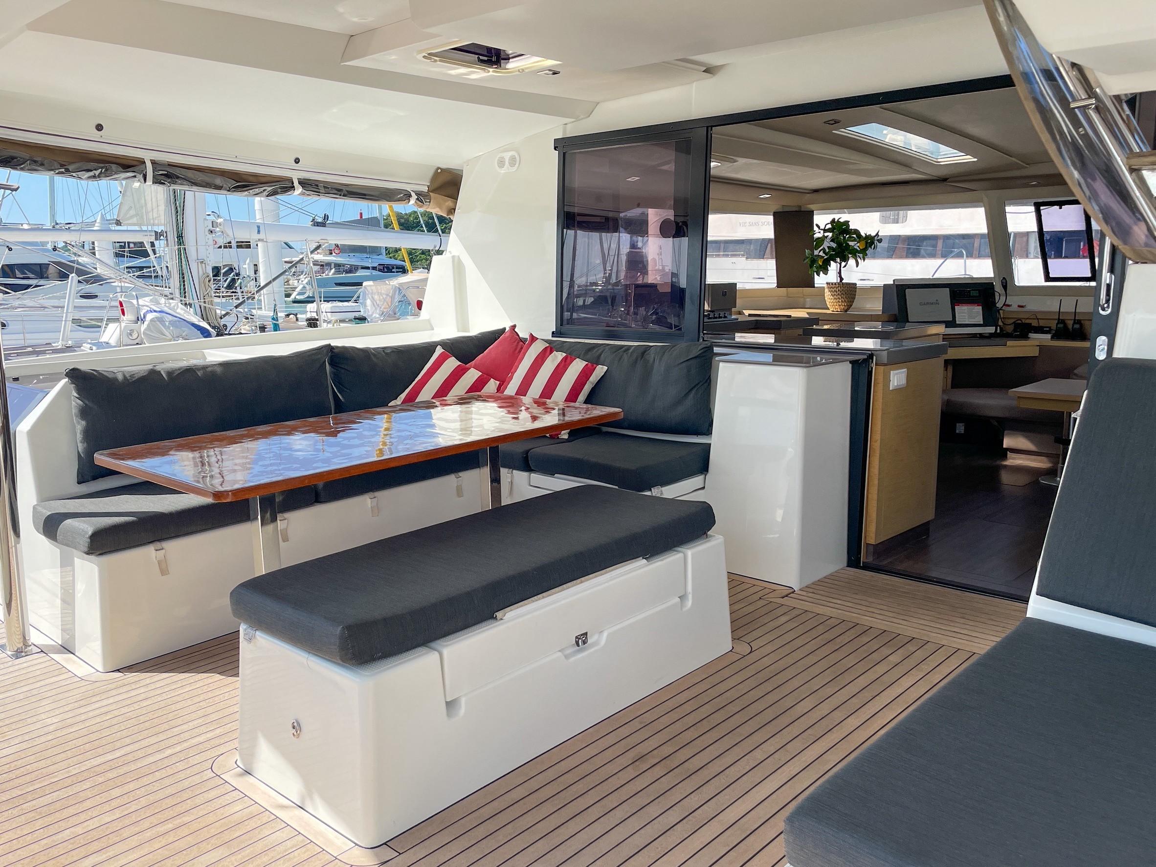 Fountaine Pajot Saona 47 Quintet - 5 + 1 cab., picture 5