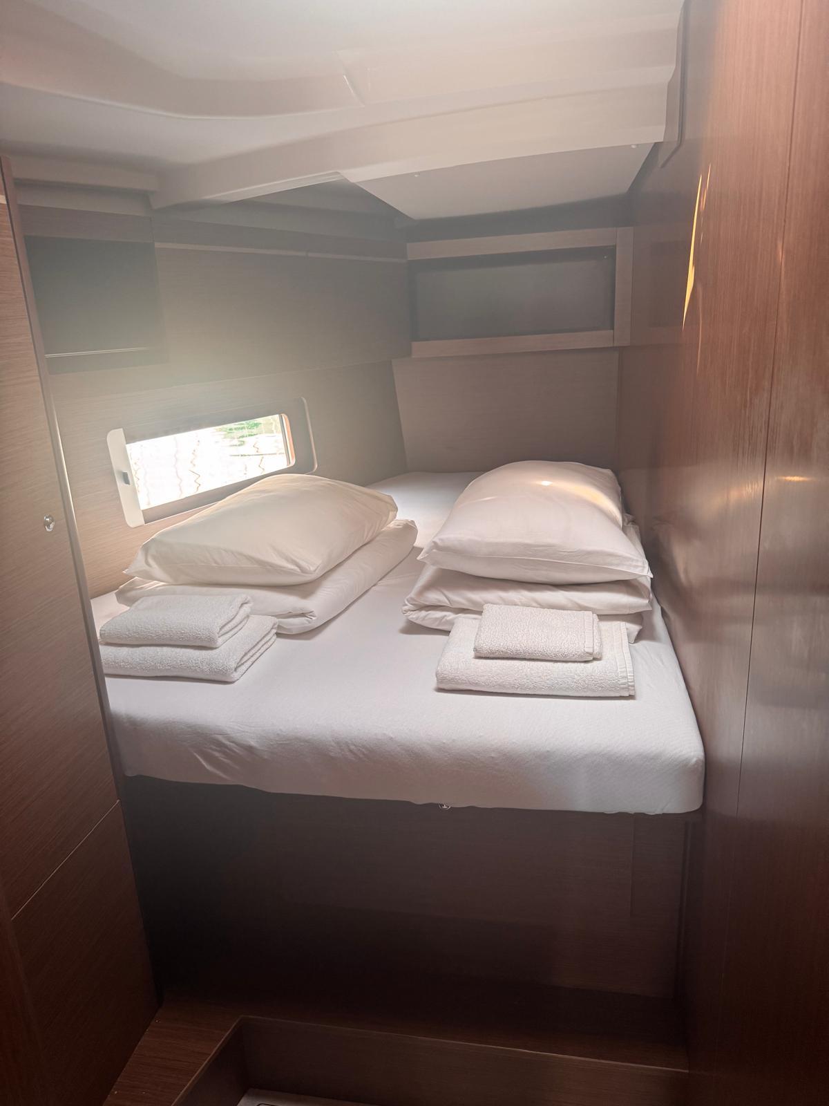 Oceanis 46.1, picture 8