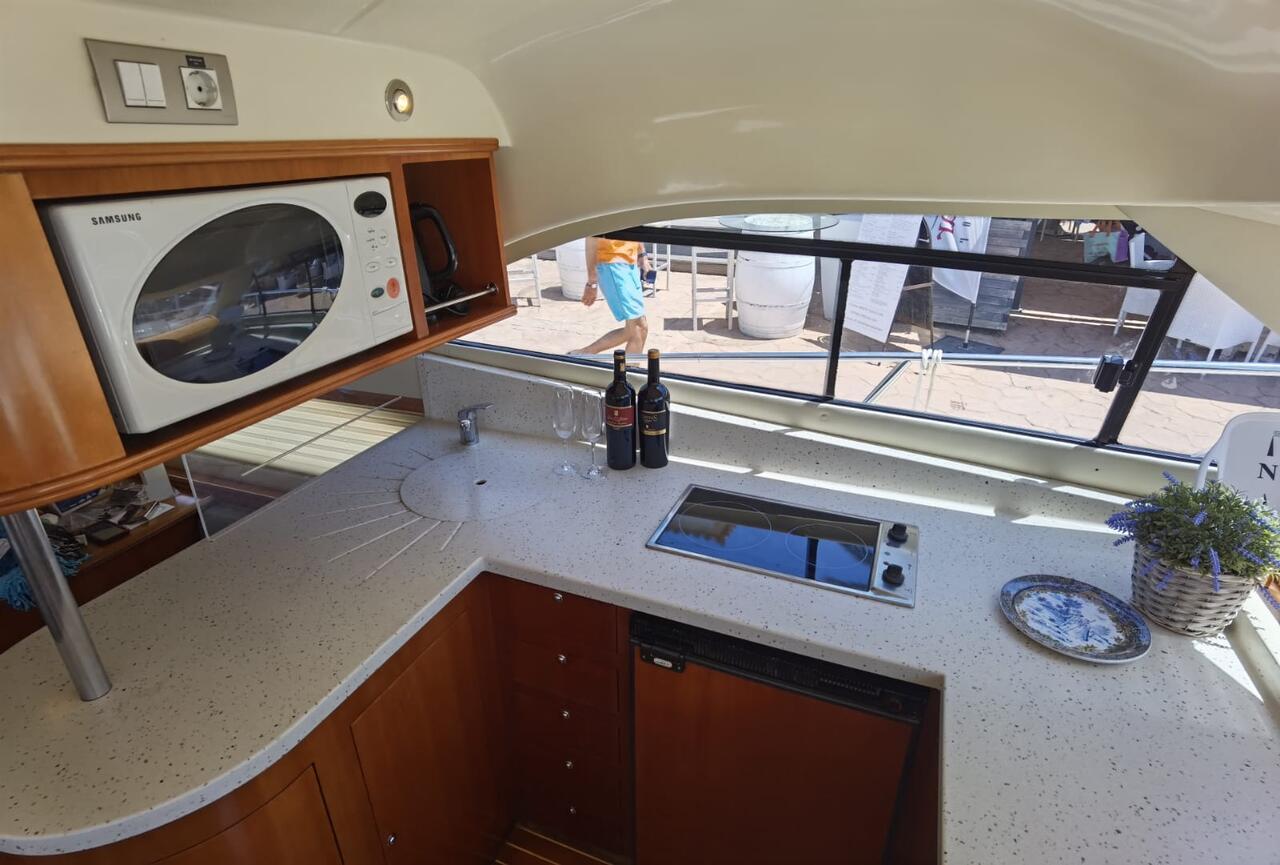 Rodman 41 Fly - Emily Grace II, picture 10