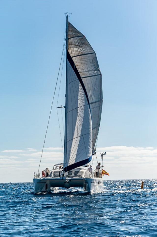 Catana 431, picture 5