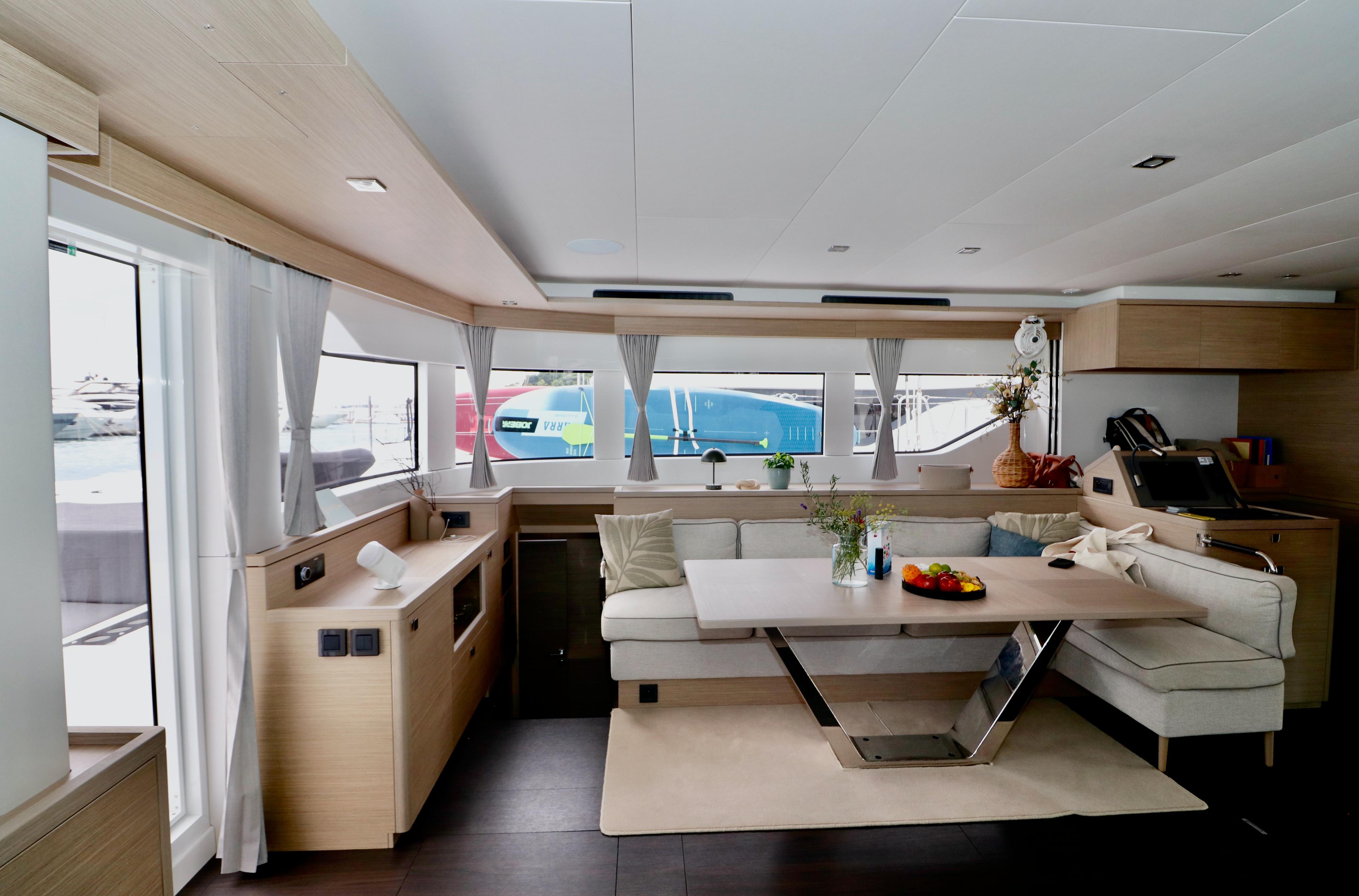 Lagoon 60 - 4 + 2 cab., picture 16