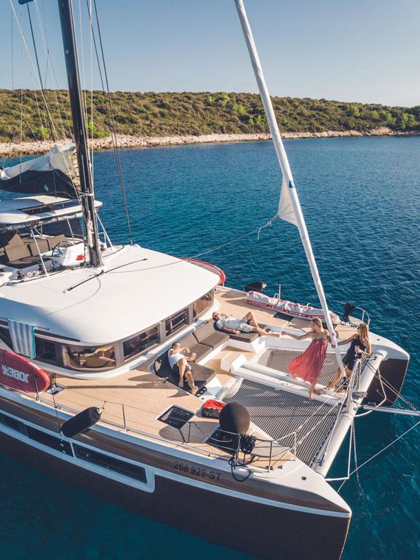 Lagoon 50 - 5 + 2 cab., picture 2