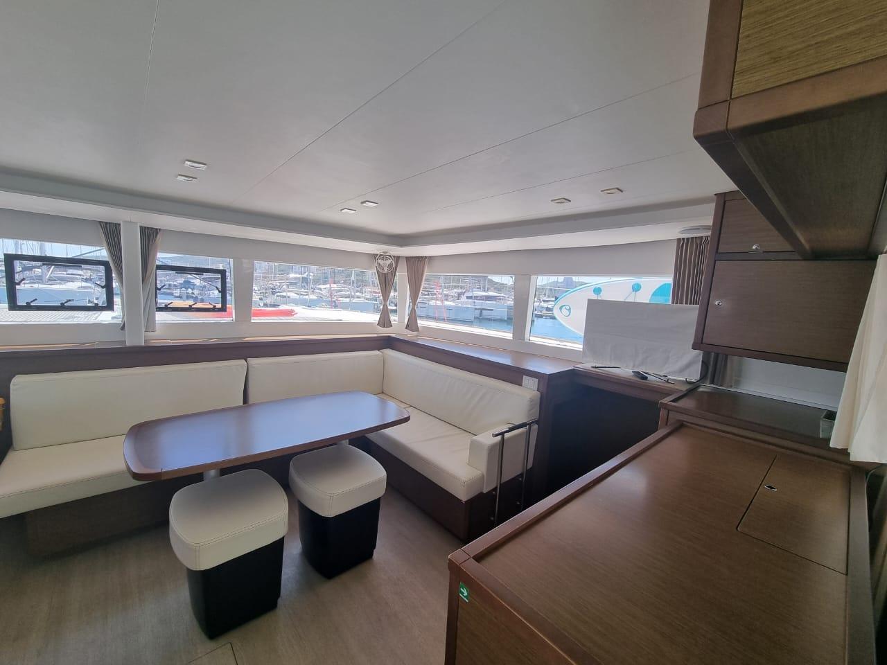 Lagoon 450 F - 4 + 2 cab., picture 6