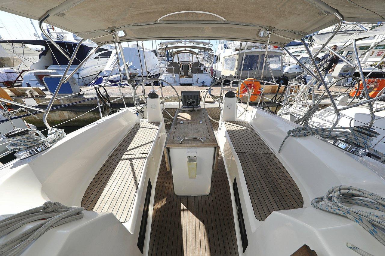 Bavaria Cruiser 40, picture 6