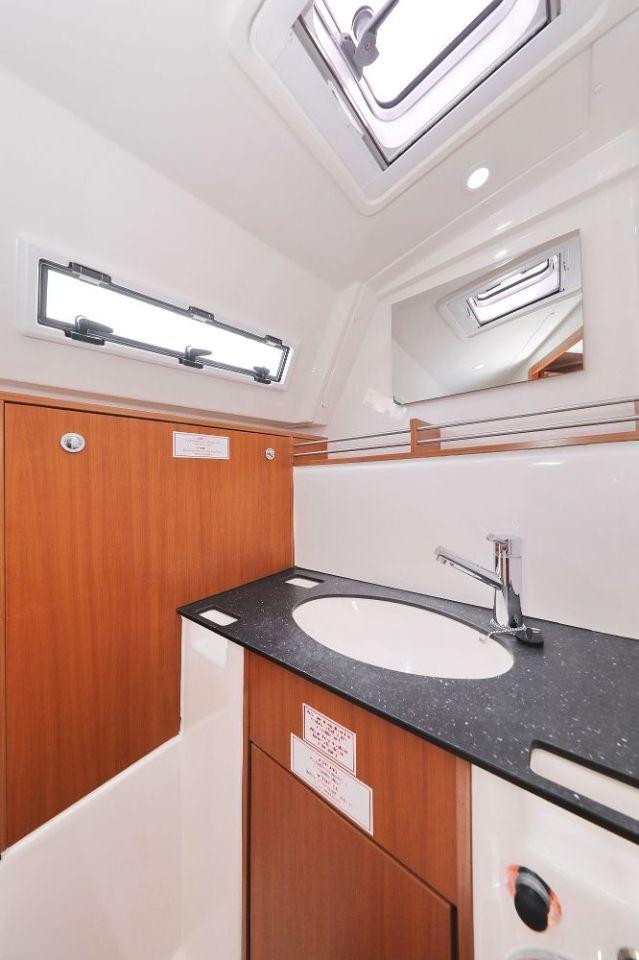Bavaria Cruiser 36, picture 32