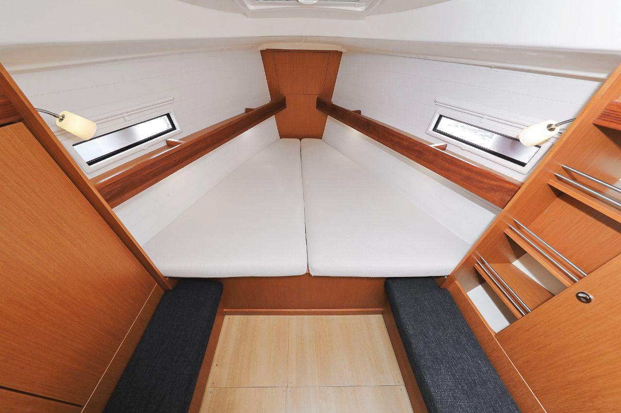 Bavaria Cruiser 36, picture 31
