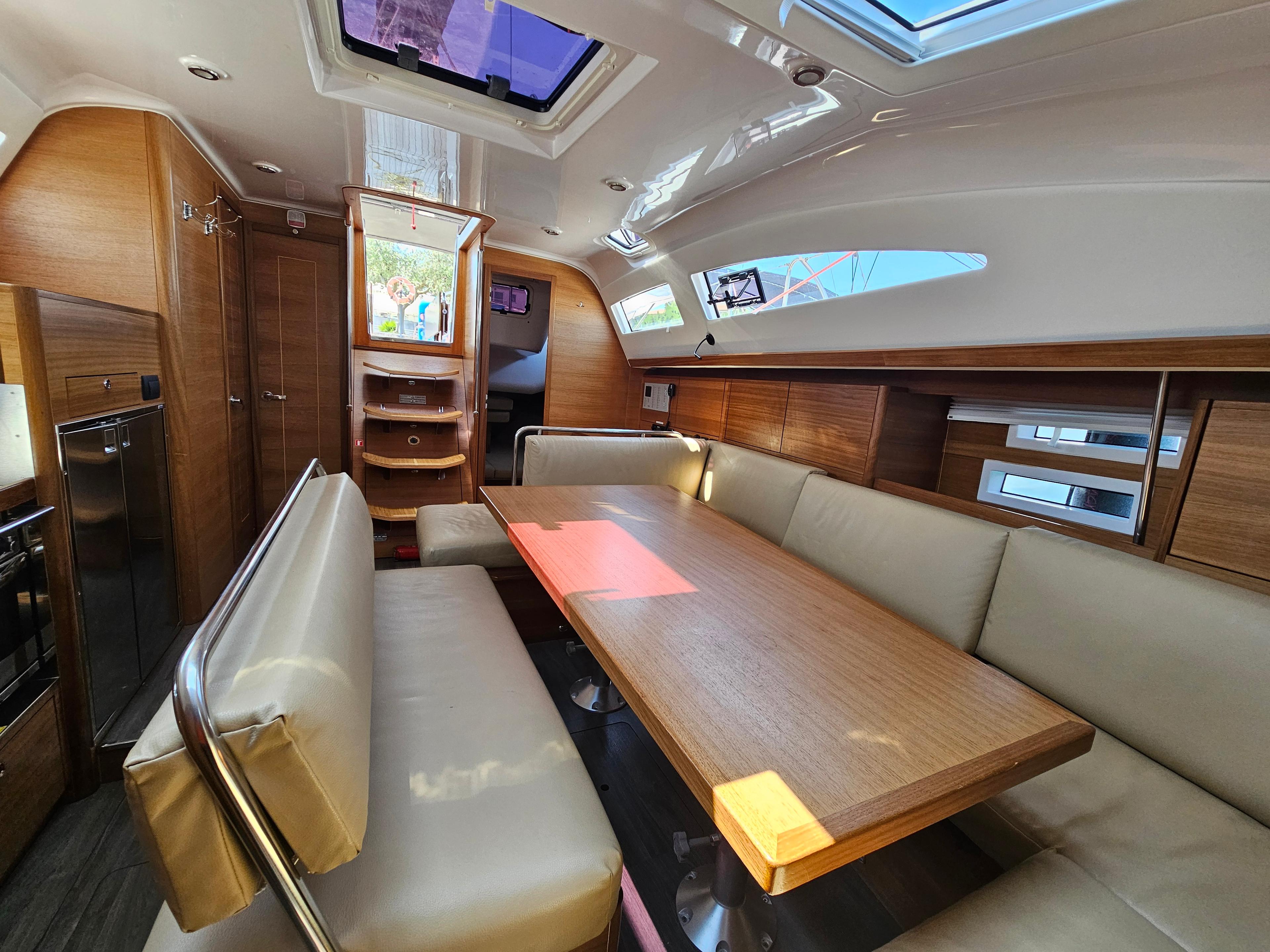 Elan Impression 45.1, picture 4