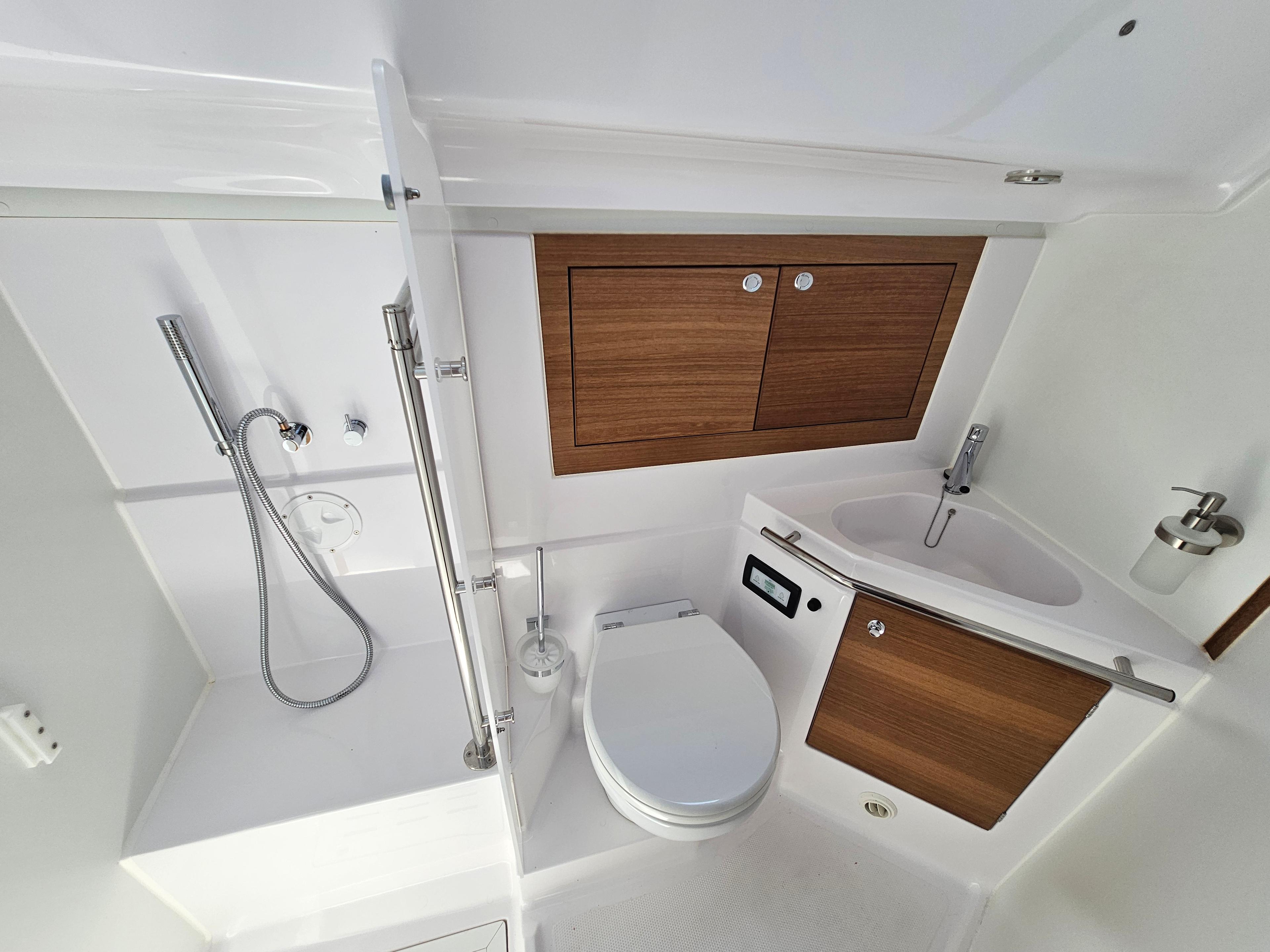 Elan Impression 45.1, picture 8