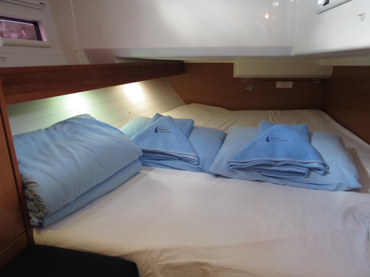 Bavaria Cruiser 40, picture 14