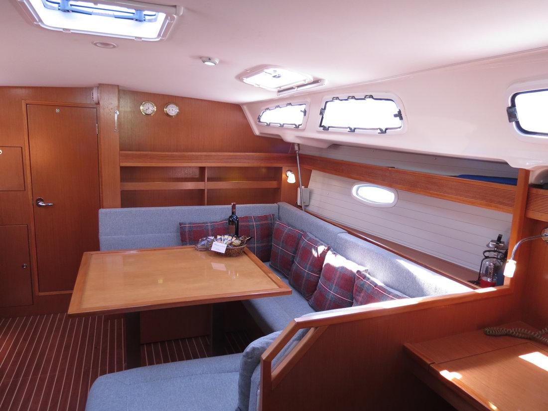 Bavaria 43 Cruiser, picture 8