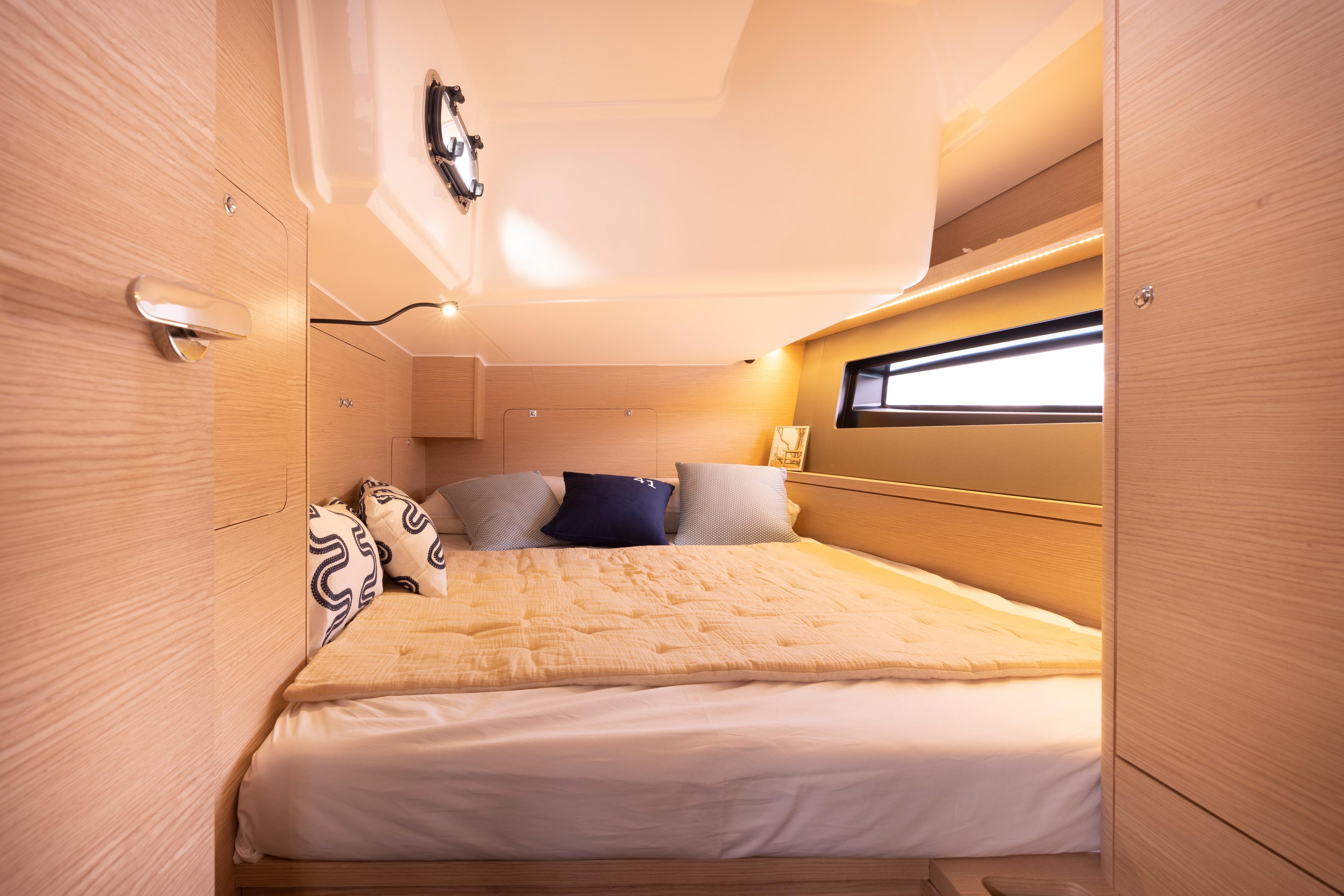 Dufour 41 - 3 cab., picture 12