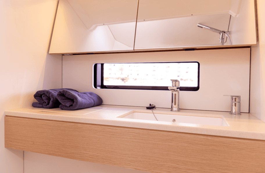 Dufour 41 - 3 cab., picture 15