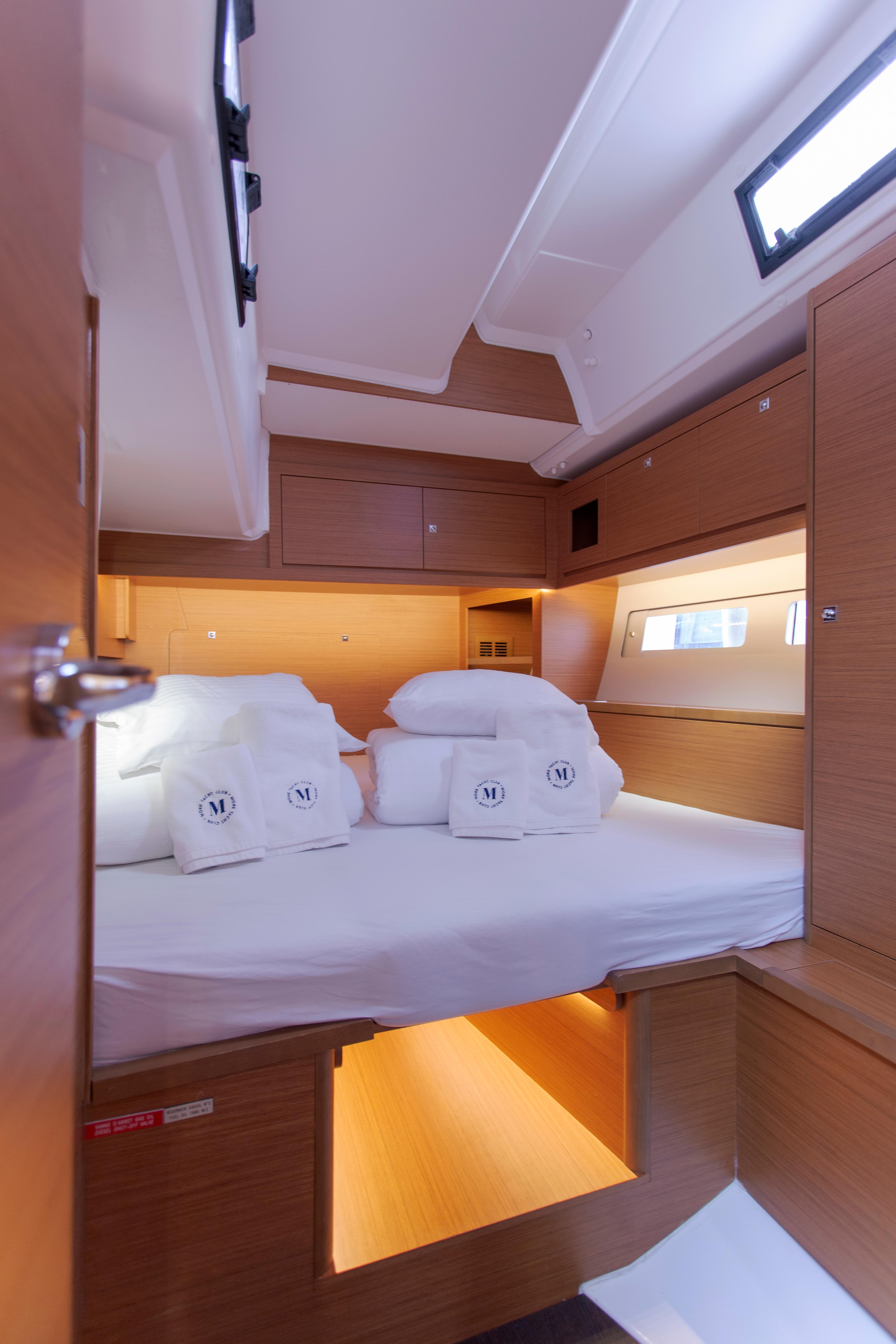 Dufour 530, picture 11