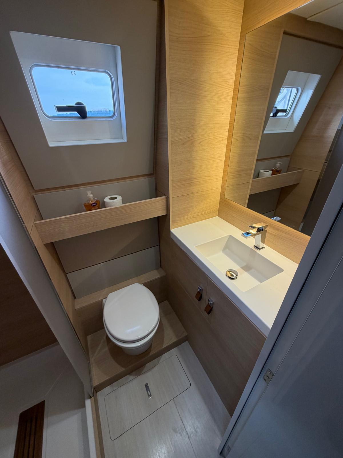 Aventura 45, picture 14