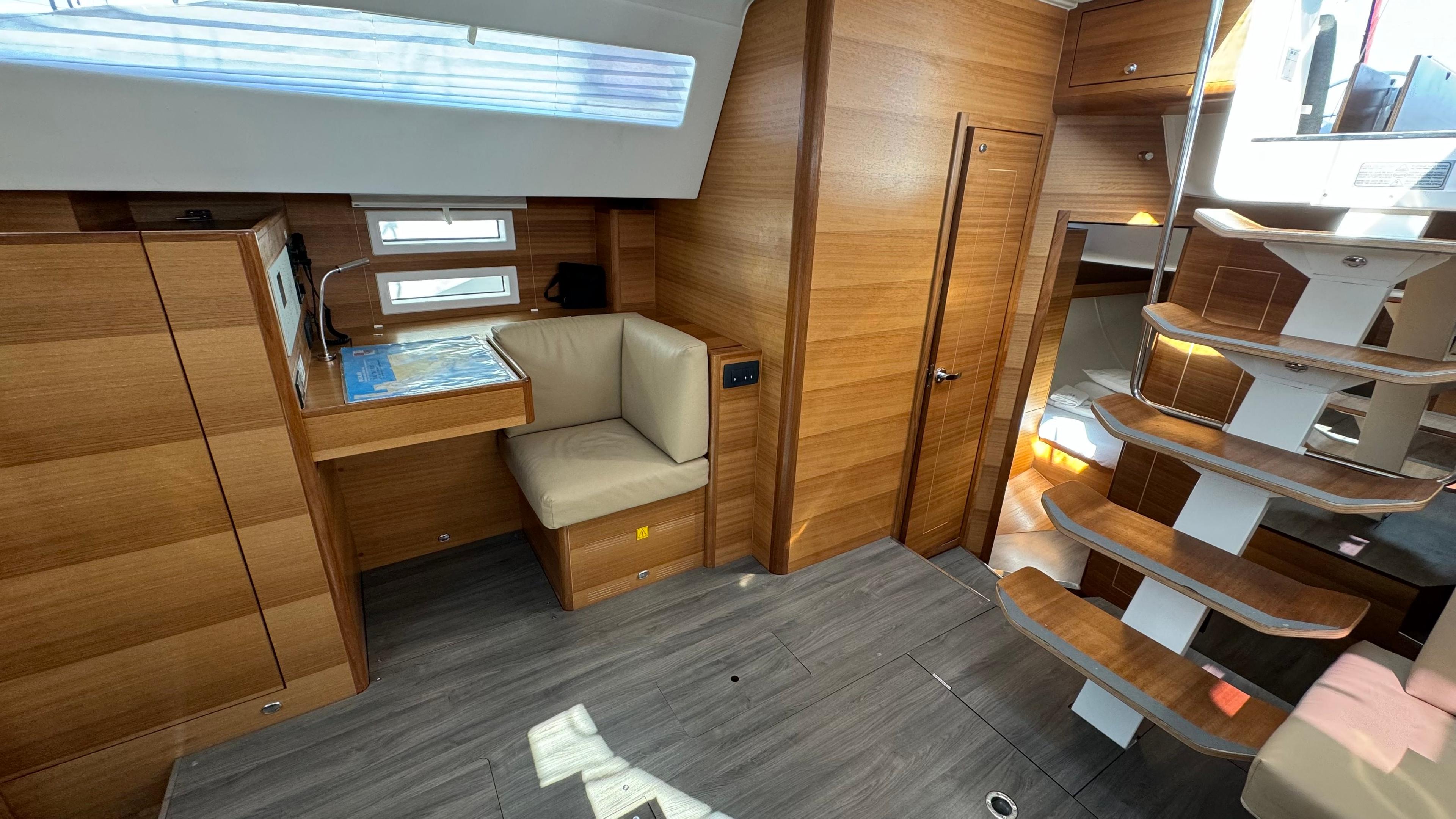 Elan Impression 50.1 - 5 + 1 cab., picture 22