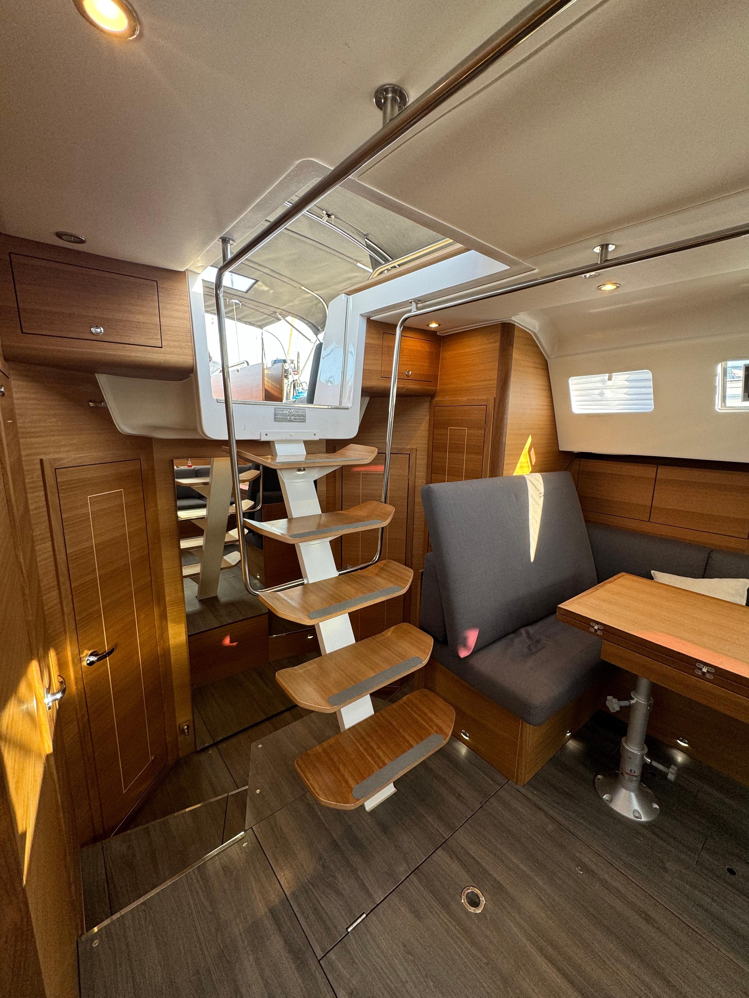 Elan Impression 50.1 - 5 + 1 cab., picture 6