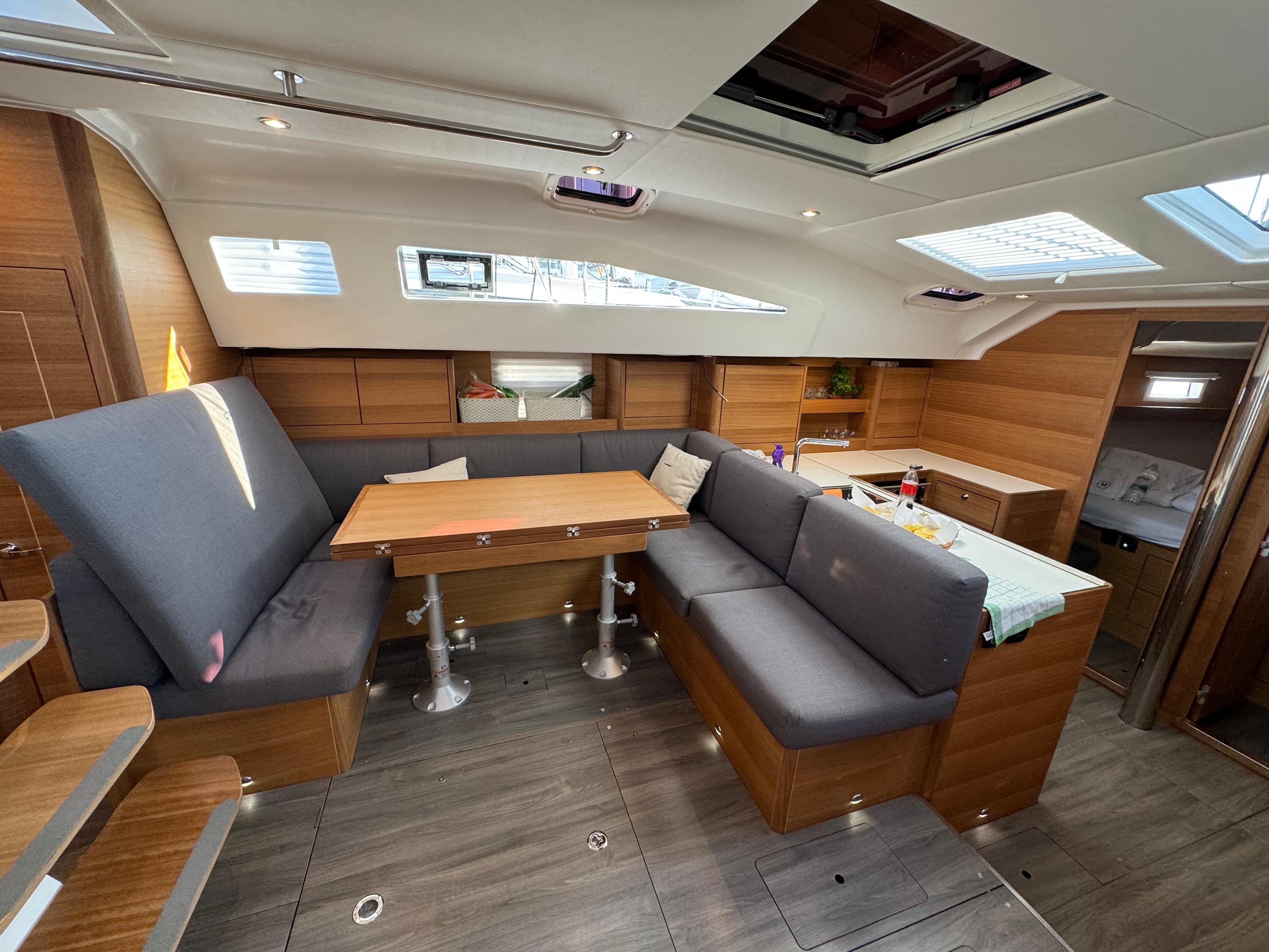 Elan Impression 50.1 - 5 + 1 cab., picture 5