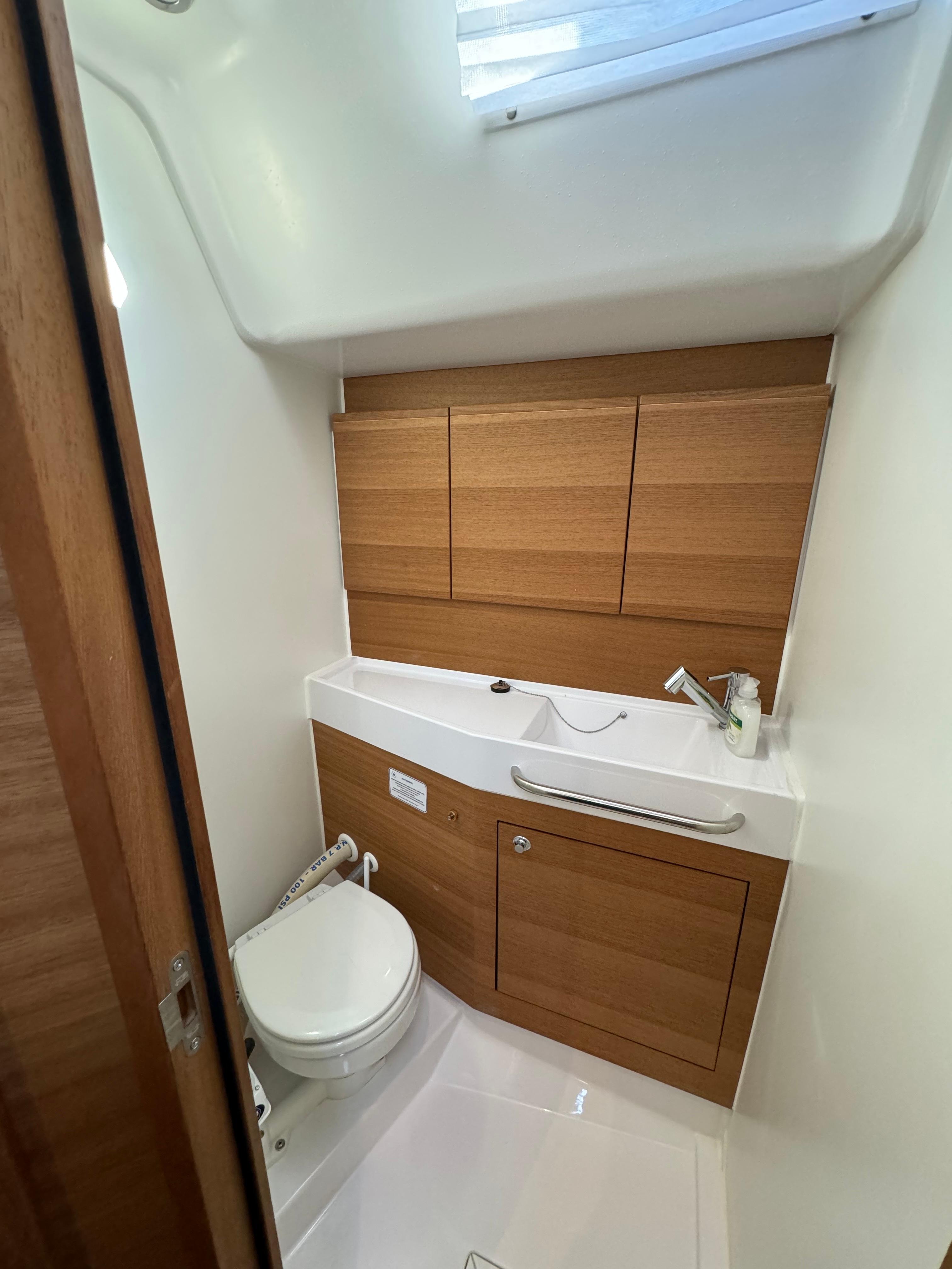 Elan Impression 50.1 - 5 + 1 cab., picture 11