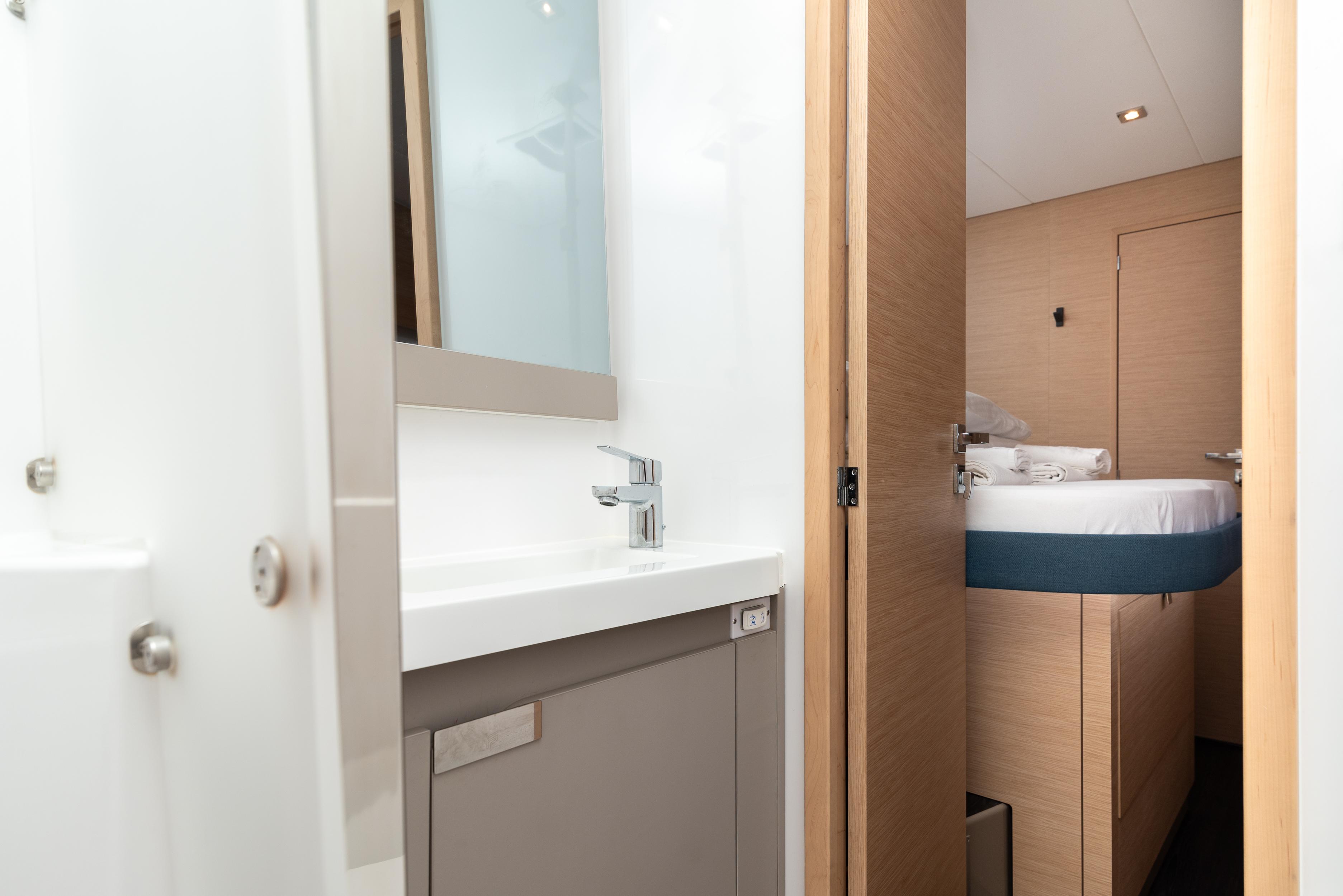 Fountaine Pajot Aura 51 - 6 cab, picture 7