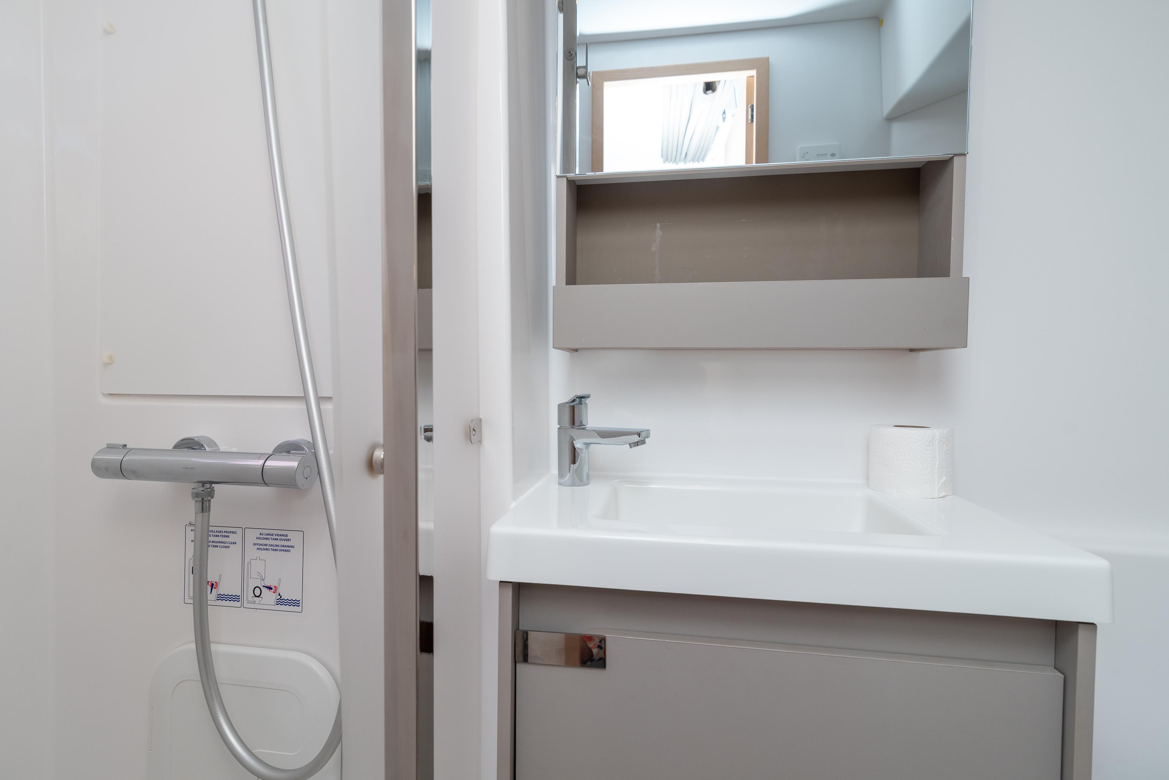 Fountaine Pajot Aura 51 - 6 cab, picture 11