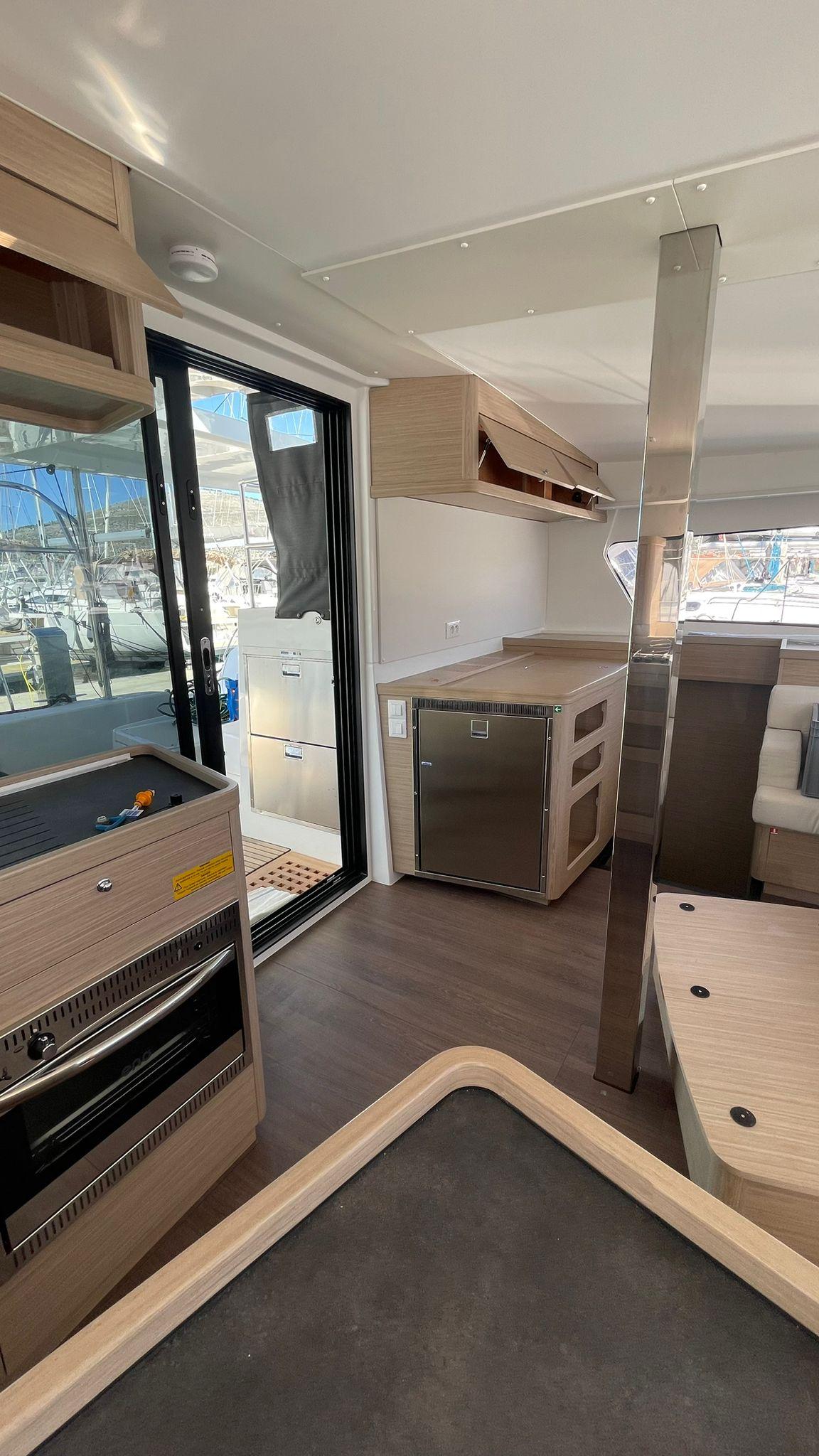 Lagoon 42 - 4 + 2 cab., picture 6