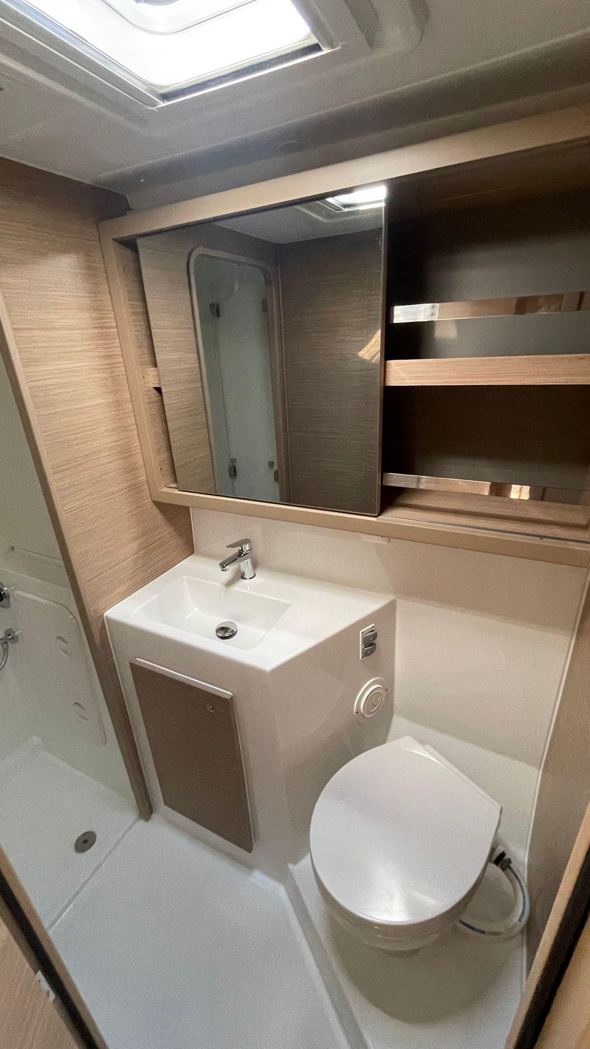 Lagoon 42 - 4 + 2 cab., picture 7