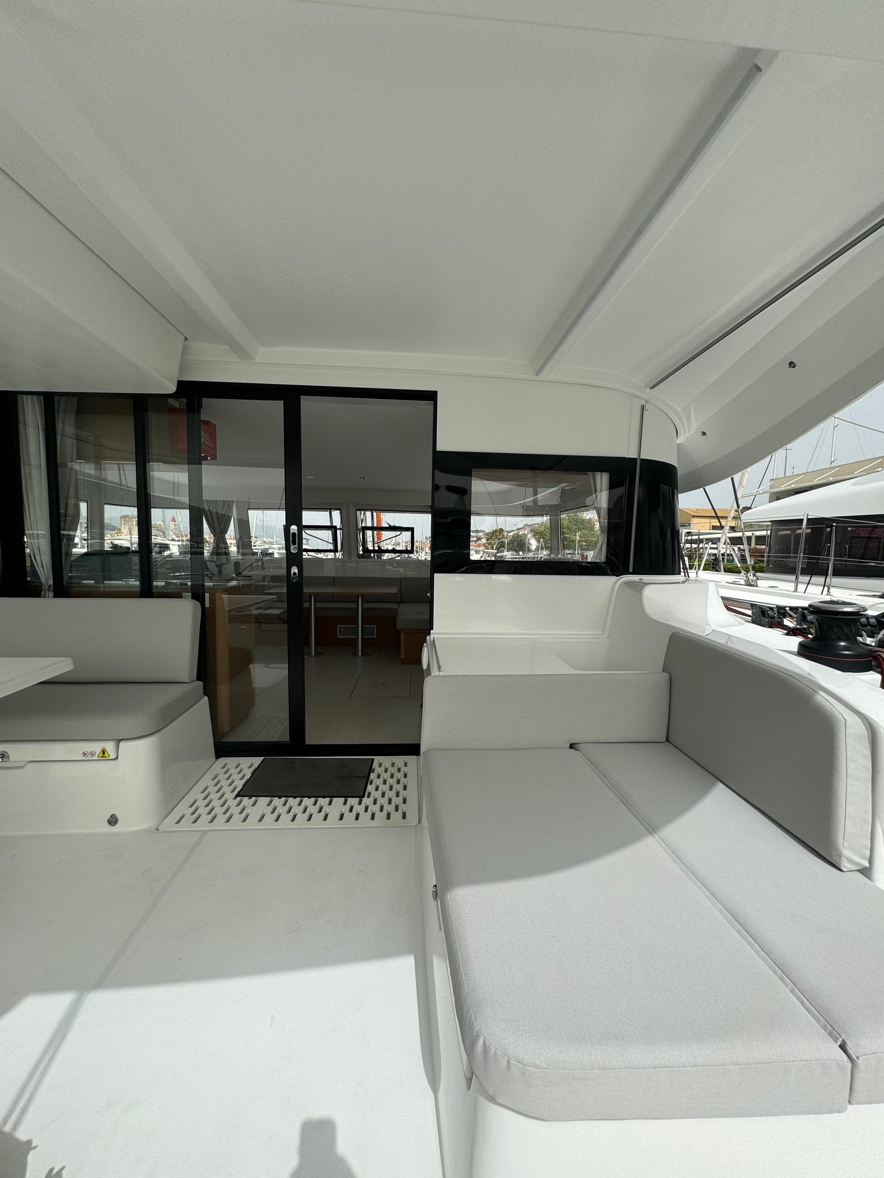 Excess 14 - 4 + 2 cab., picture 11