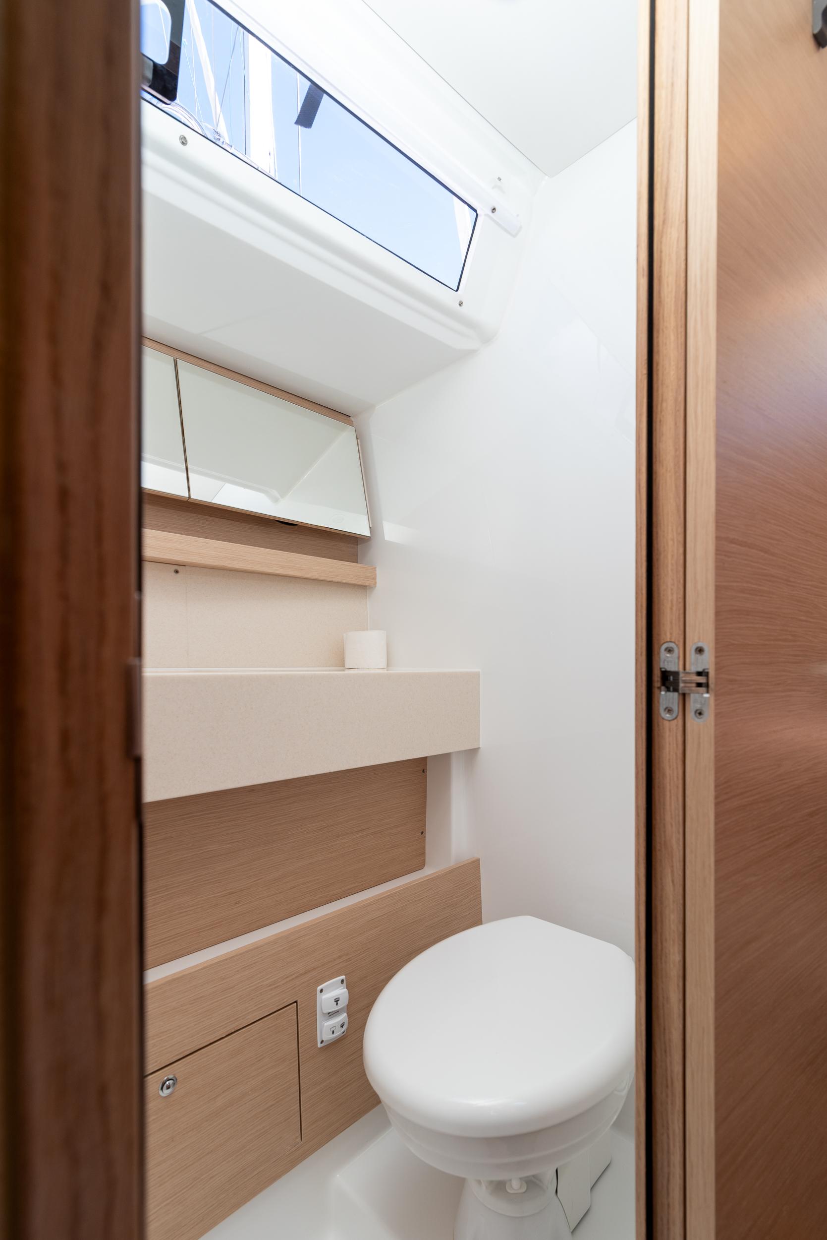 Dufour 470 - 4 + 1 cab., picture 35