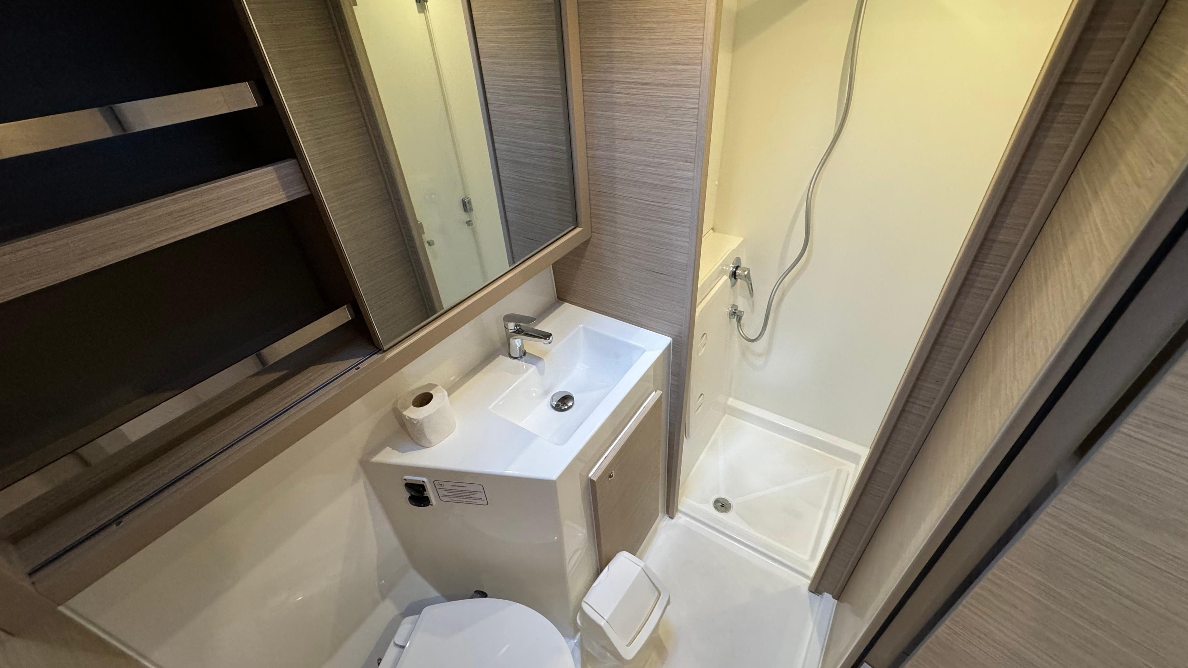 Lagoon 42 - 4 + 2 cab., picture 14