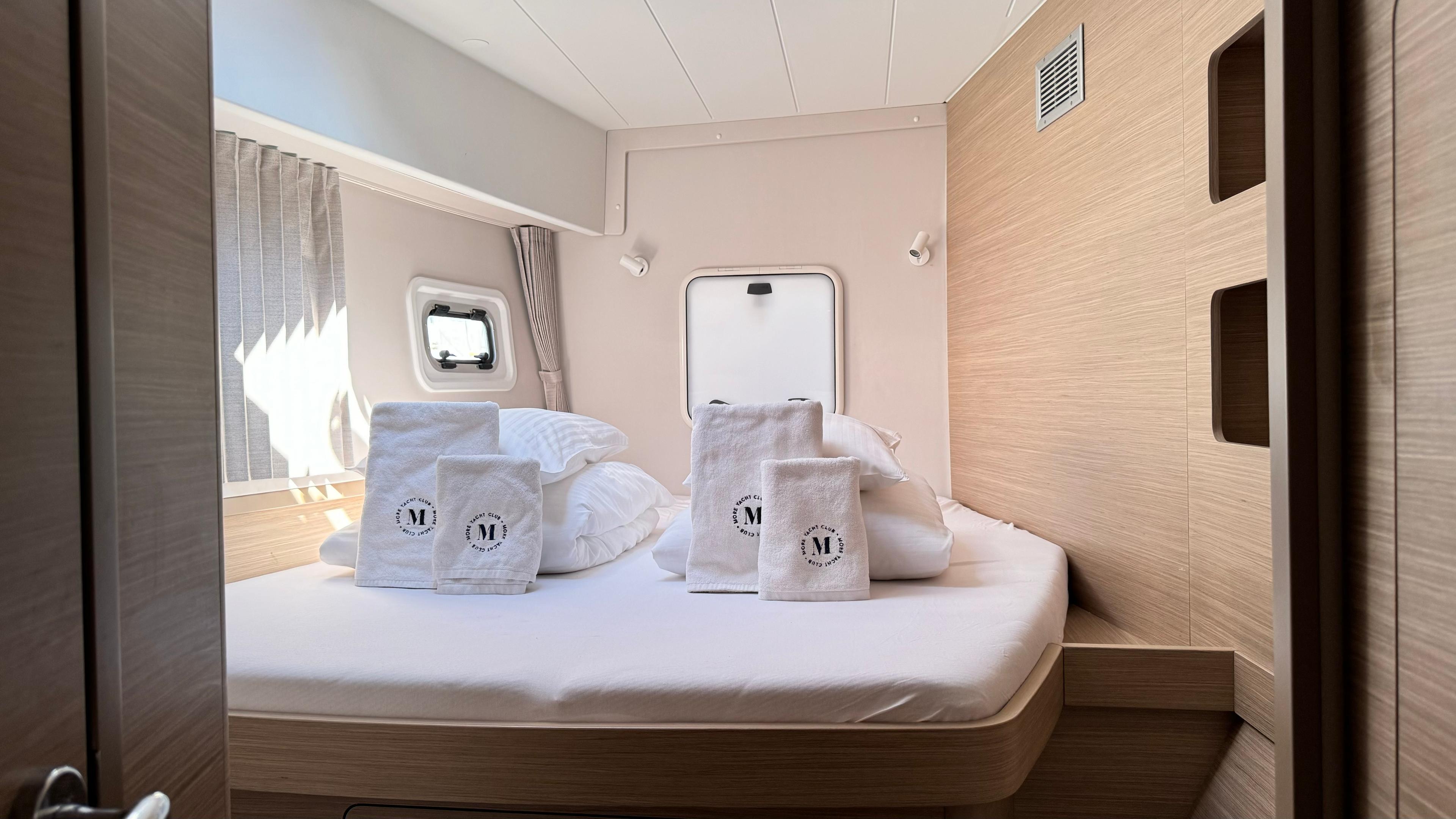 Lagoon 42 - 4 + 2 cab., picture 13