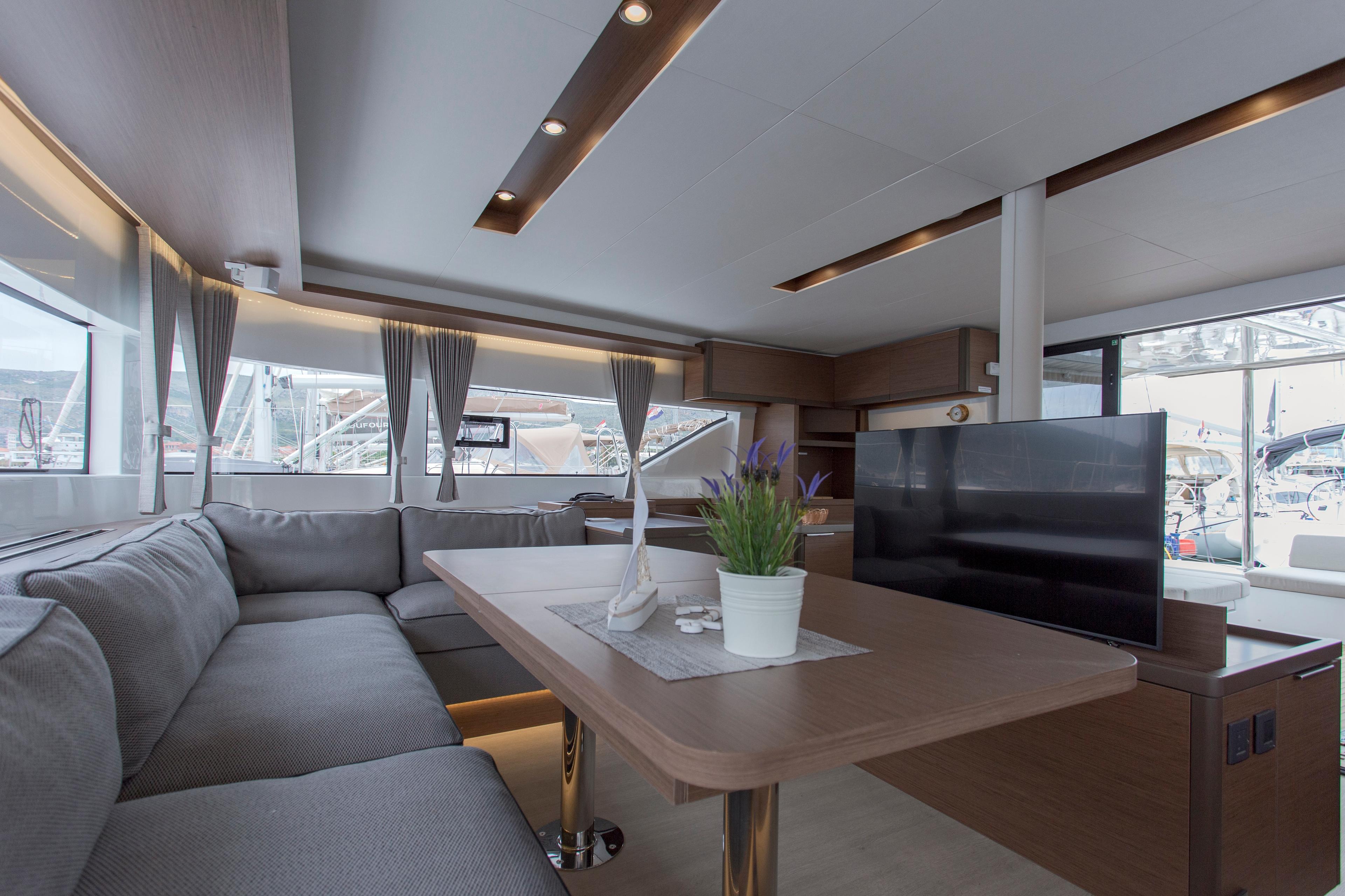 Lagoon 50 - 6 + 2 cab., picture 7