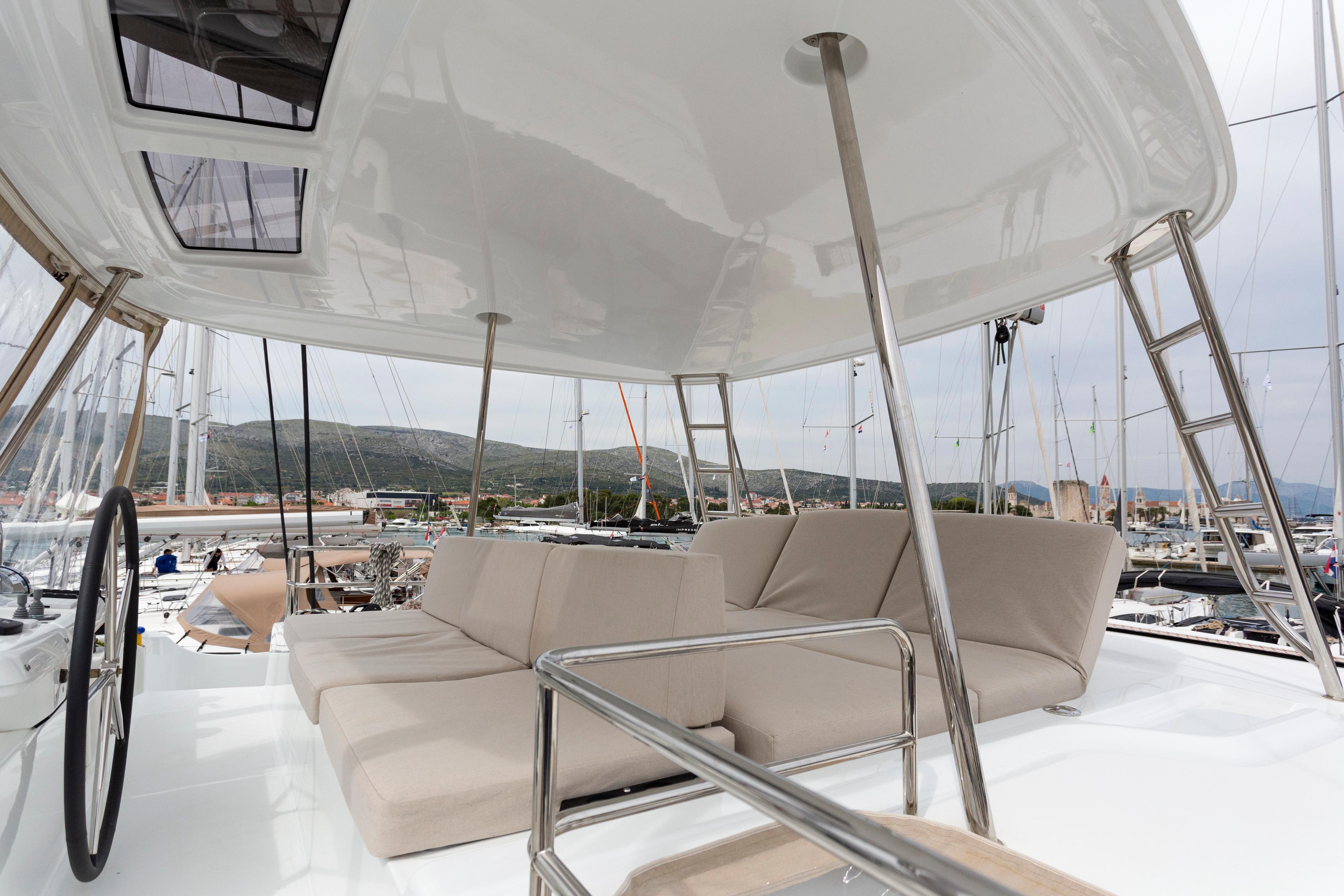 Lagoon 50 - 6 + 2 cab., picture 9