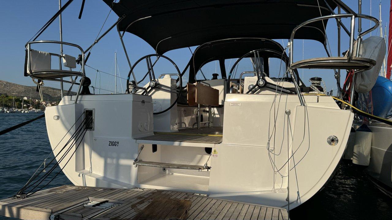 Elan Impression 45.1, picture 1