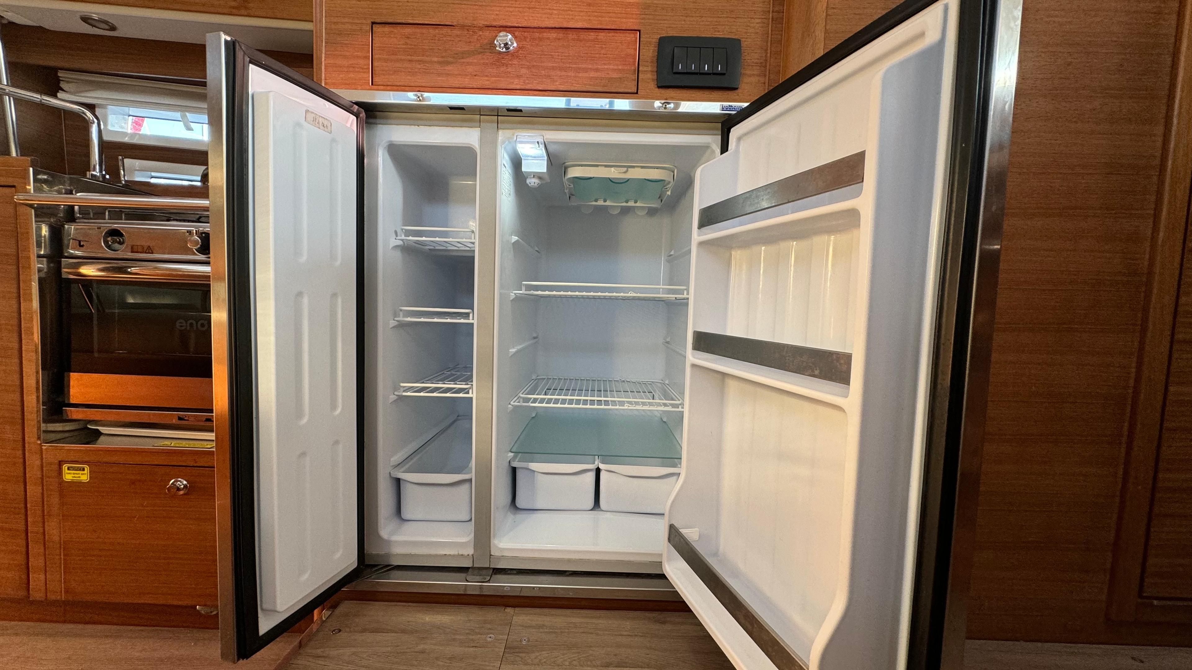 Elan Impression 45.1, picture 11