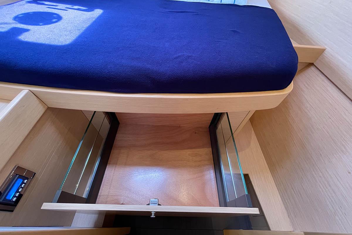 Lagoon 42 - 3 + 1 cab., picture 20